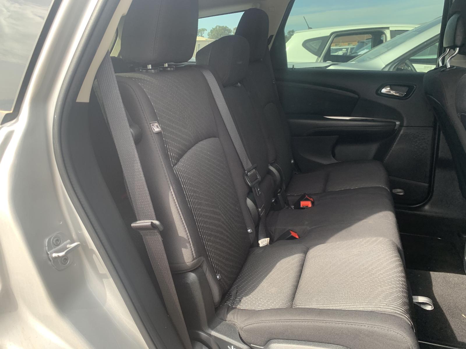 View Auto part Radio/Cd/Dvd/Sat/Tv Fiat Freemont 2013