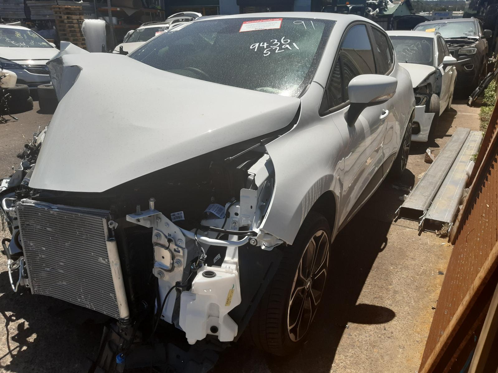 View Auto part Steering Column Renault Clio 2019