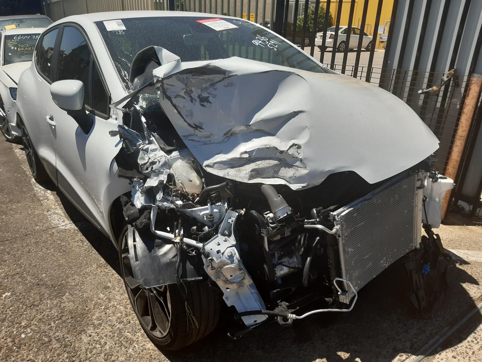 View Auto part Steering Column Renault Clio 2019