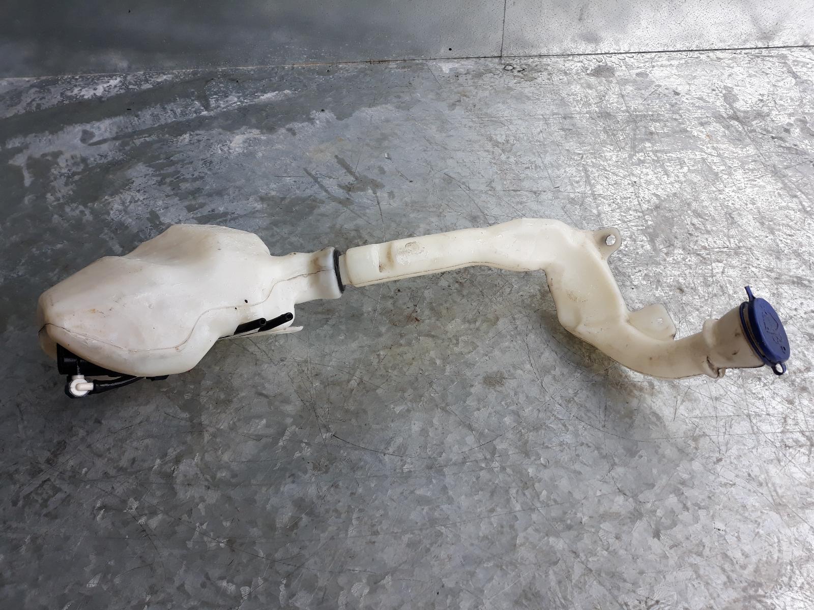 View Auto part Washer Bottle Peugeot 2008 2014