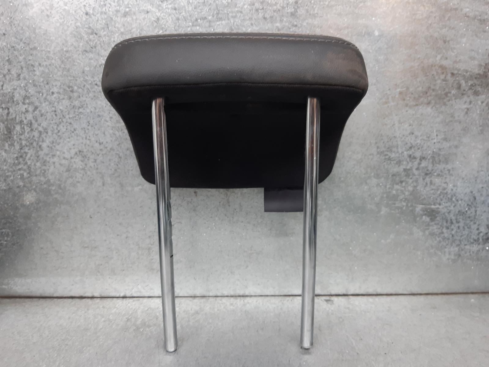 Headrest Outback Subaru 2015