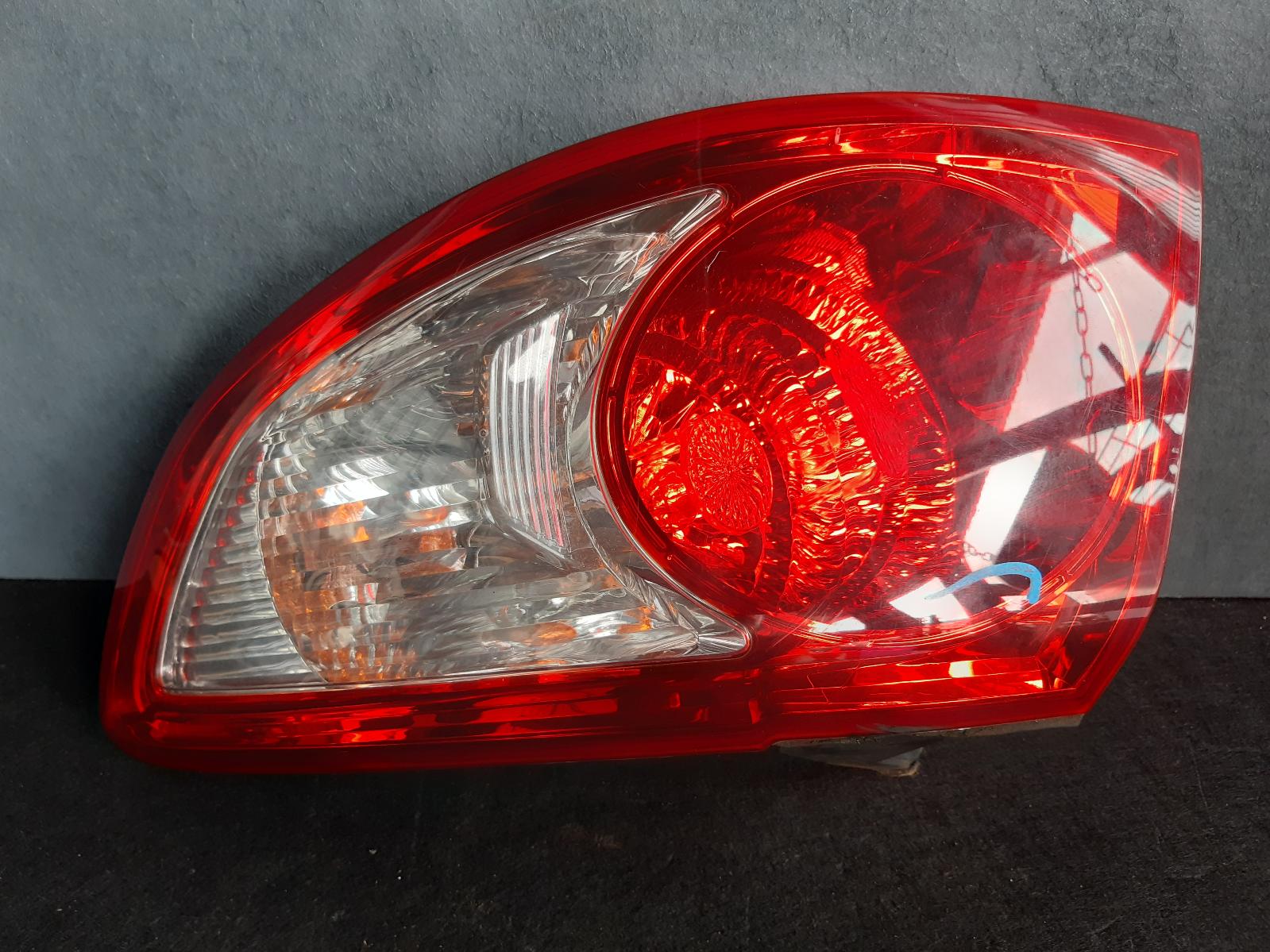 View Auto part Left Taillight Hyundai Santa Fe 2008