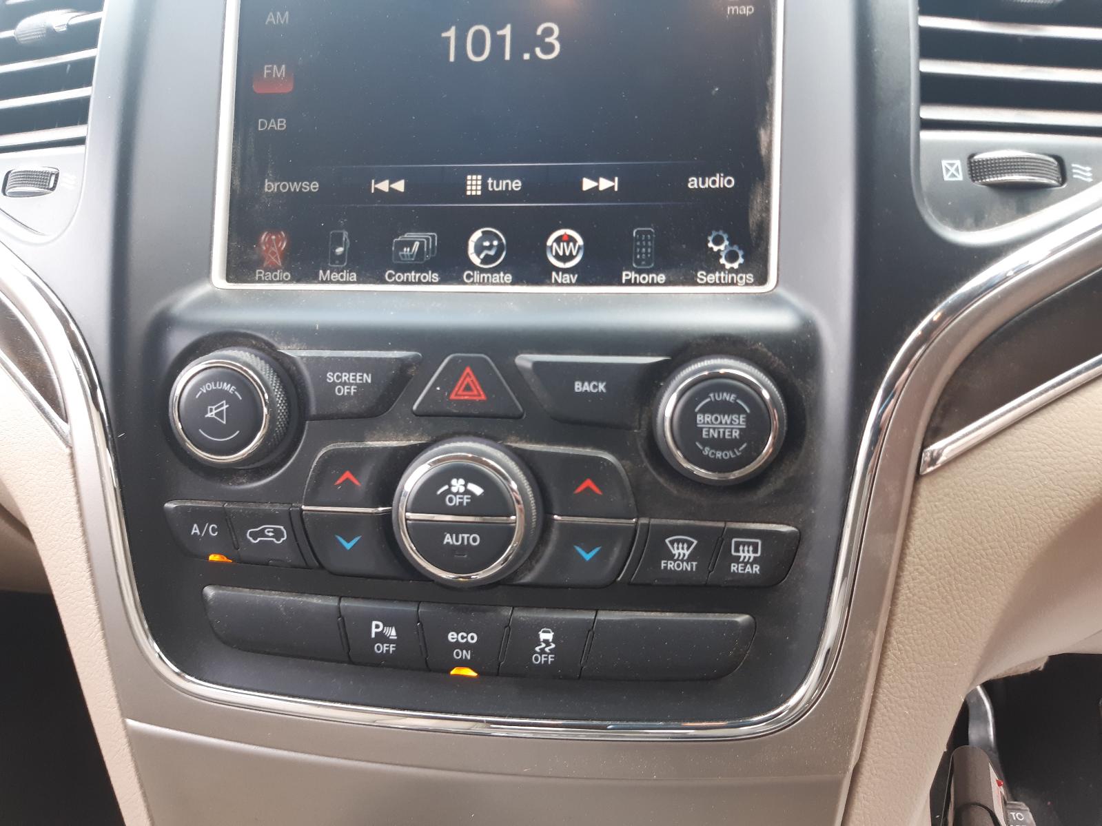 View Auto part Sunvisor Jeep Grandcherokee 2015