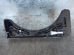 View Auto part Jack/Tool Kit Jeep Compass 2019