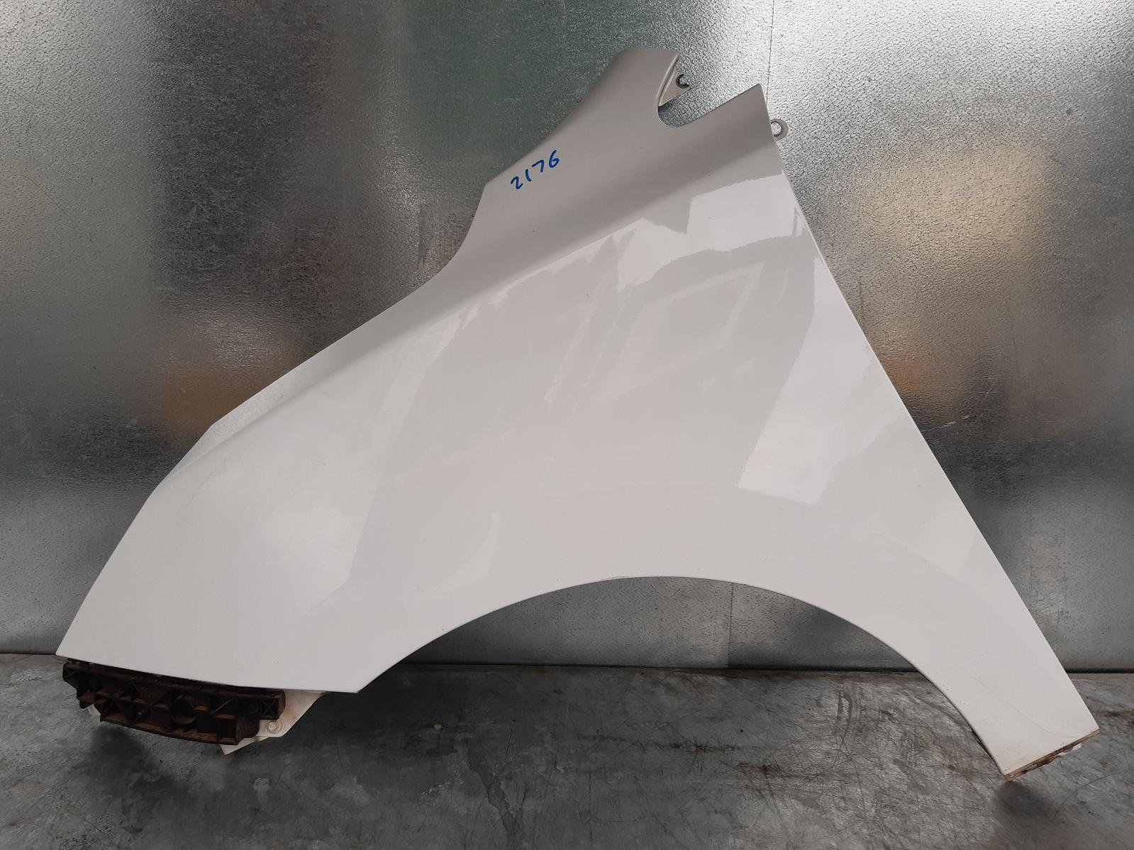 2014 Hyundai Ix35 Left Guard View Auto part Left Guard Hyundai Ix35 2014
