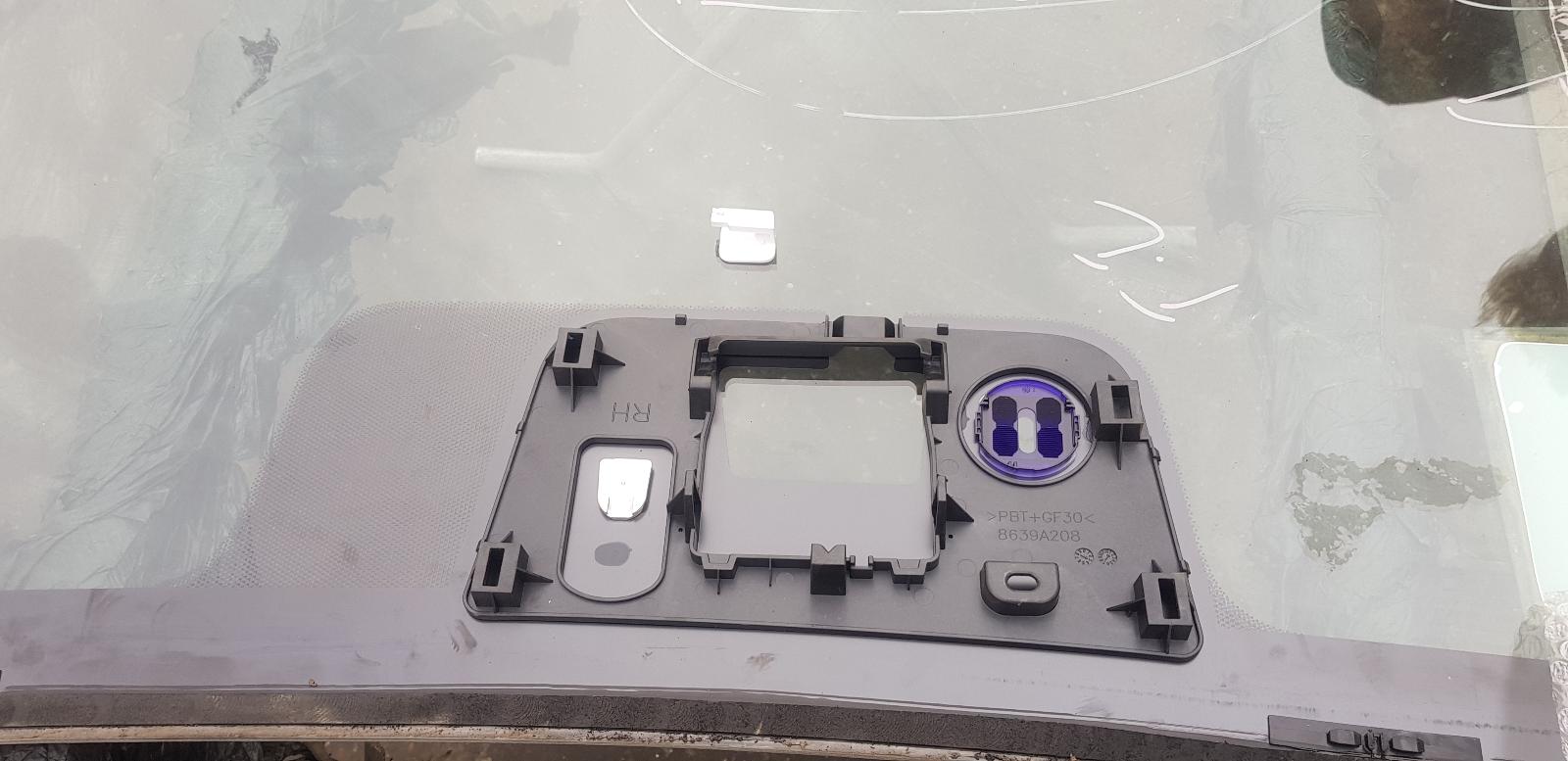 2018 Mitsubishi Outlander Windshield View Auto part Windshield Mitsubishi Outlander 2018