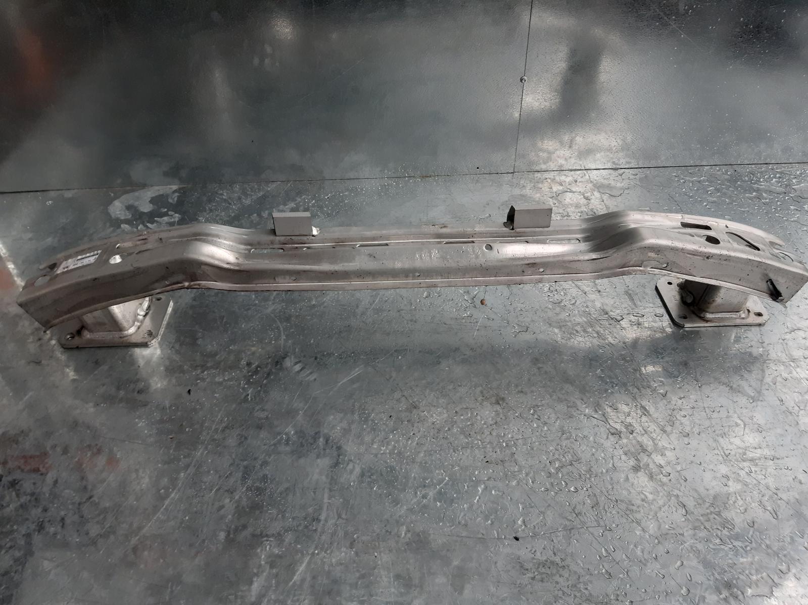 View Auto part R/Bar Bracket/Reinfo Mini Cooper 2008