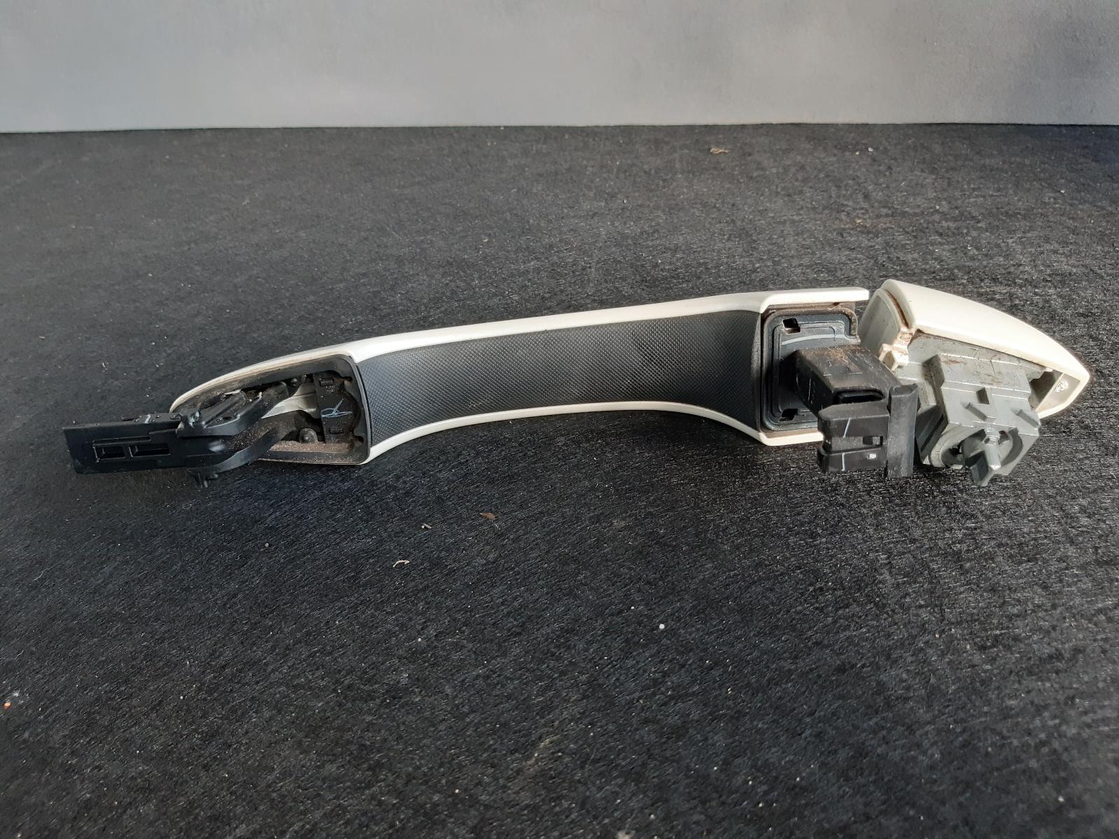 View Auto part Door Handle Jeep Compass 2019