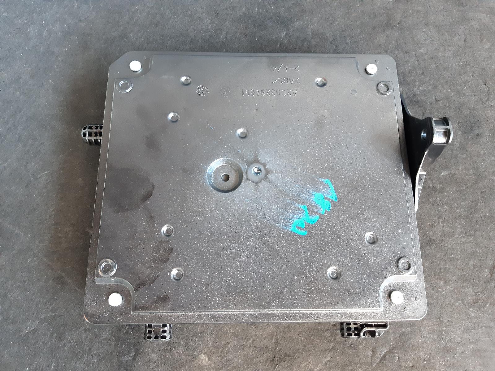 View Auto part Misc Switch/Relay Renault Megane 2014