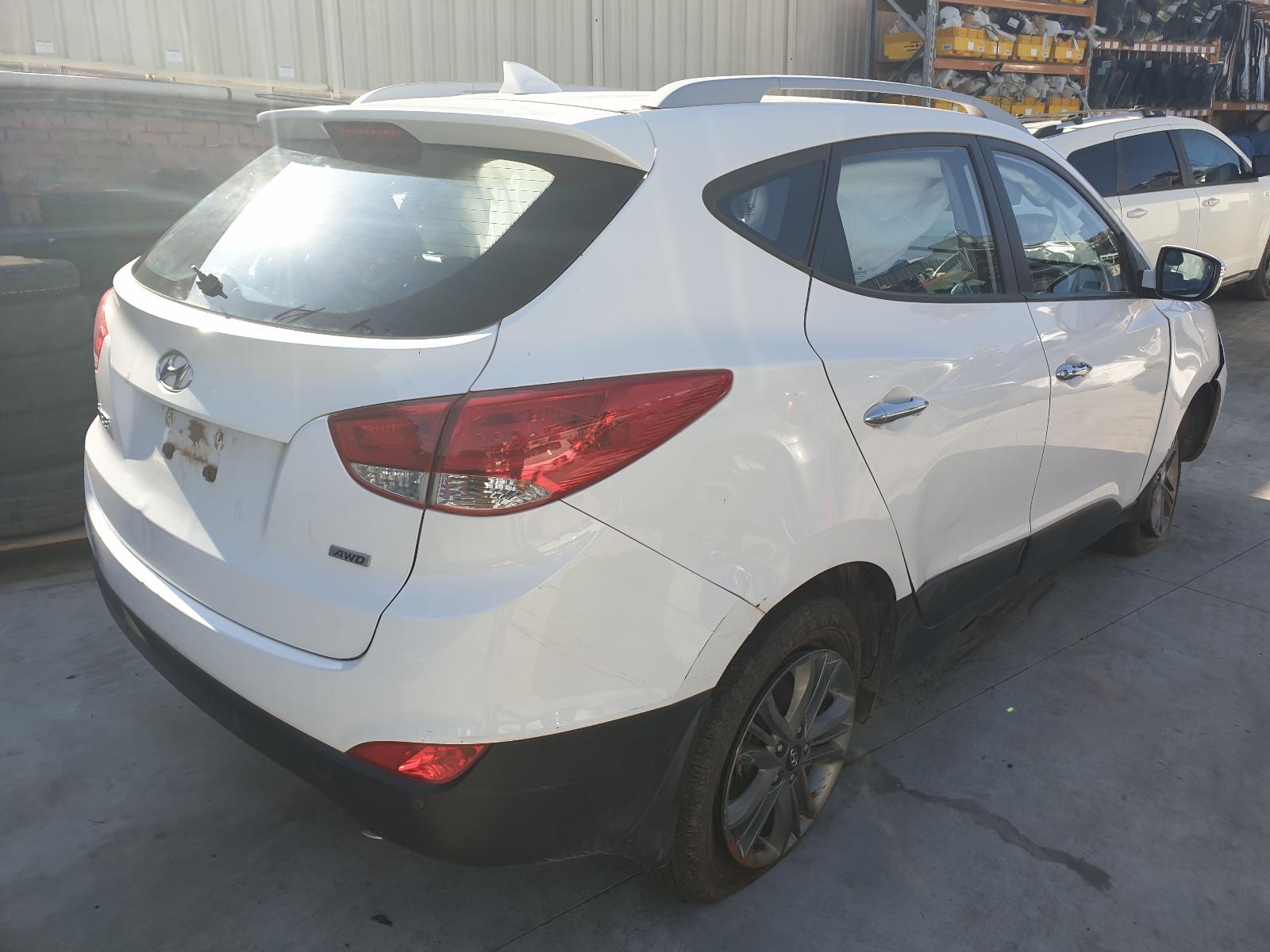 2014 Hyundai Ix35 Left Guard View Auto part Left Guard Hyundai Ix35 2014