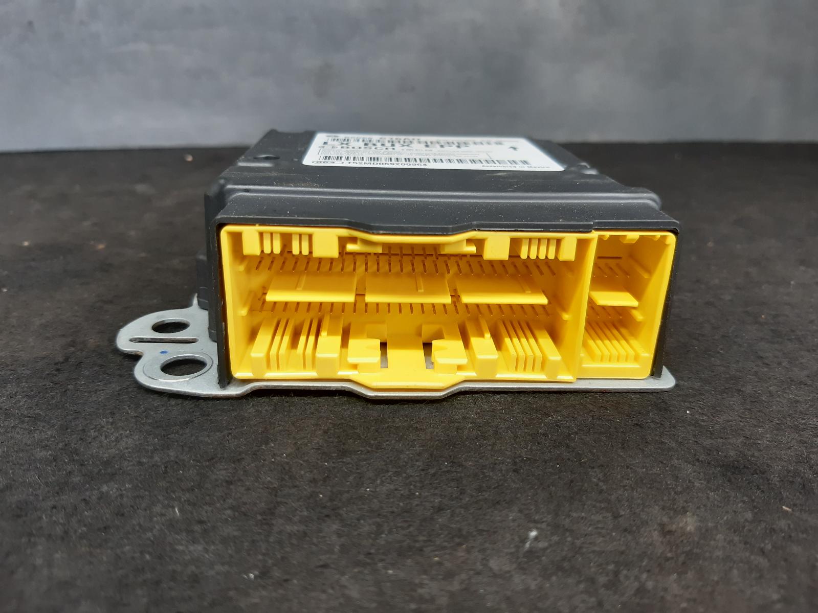 View Auto part Airbag Module/Sensor Chrysler 300c 2012