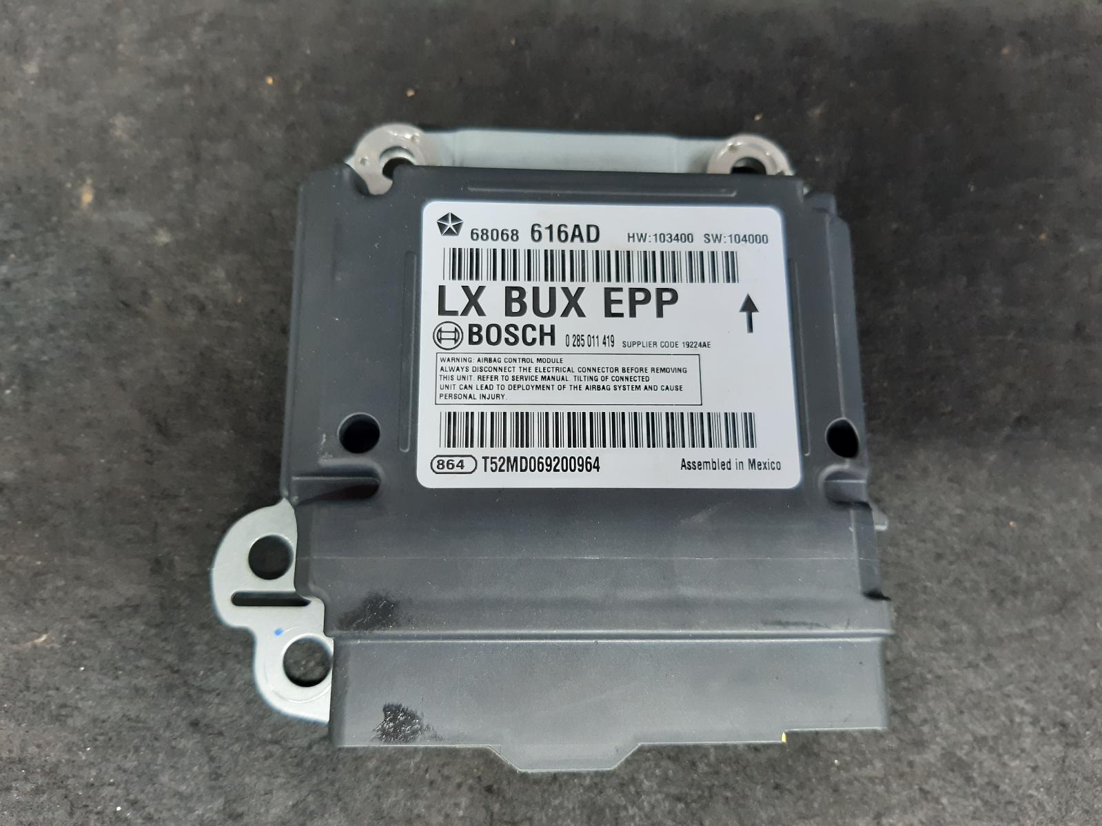 View Auto part Airbag Module/Sensor Chrysler 300c 2012