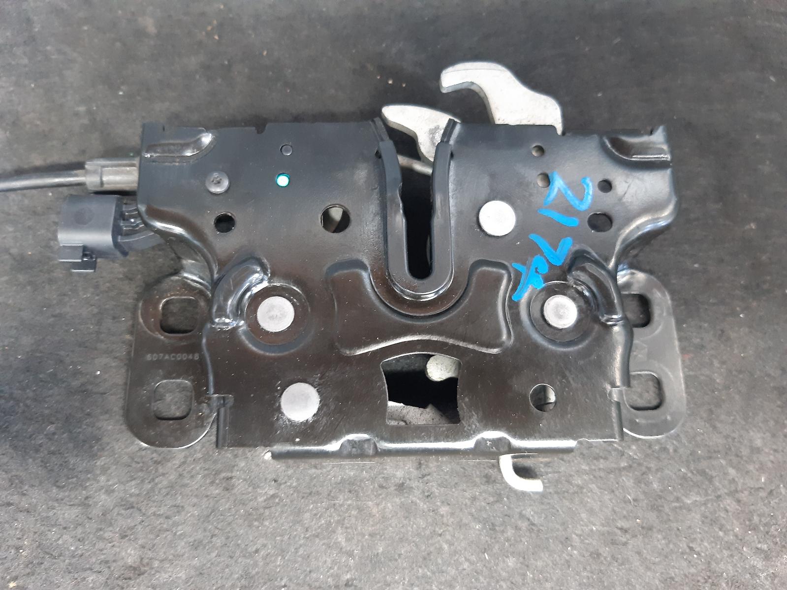 View Auto part Bonnet Lock/Support Jeep Compass 2019