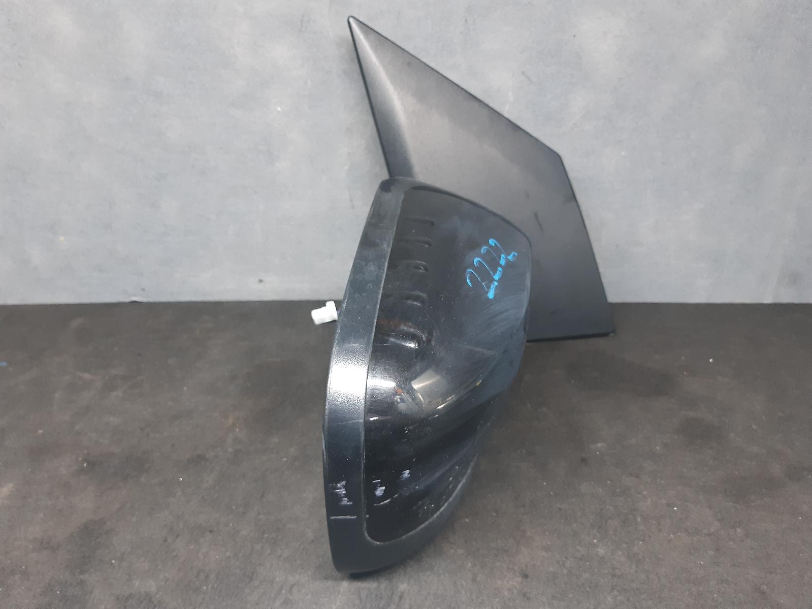 2009 Renault Kaleos Right Door Mirror View Auto part Right Door Mirror Renault Kaleos 2009