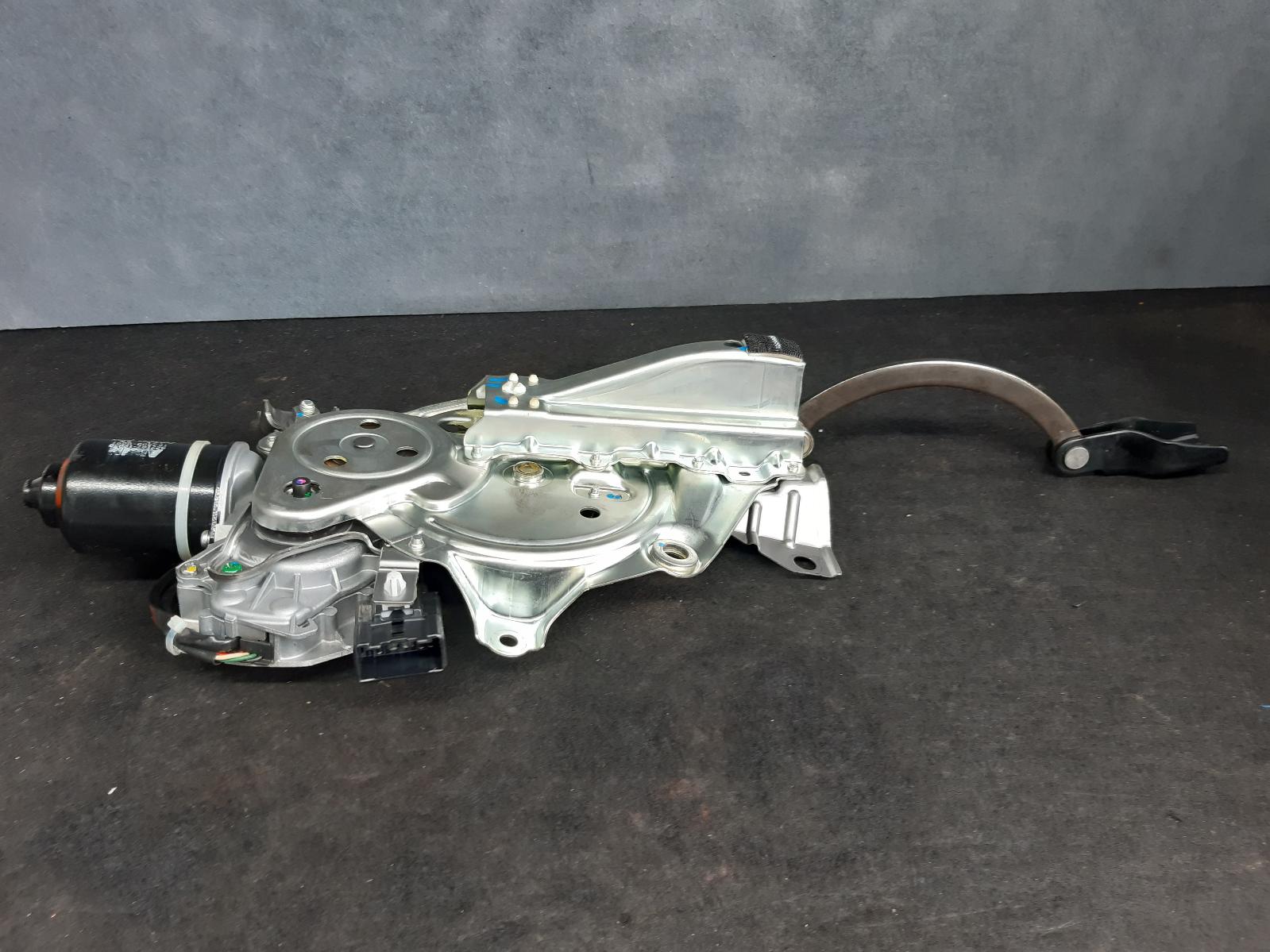 View Auto part Tailgate Regulator Nissan Murano 2012