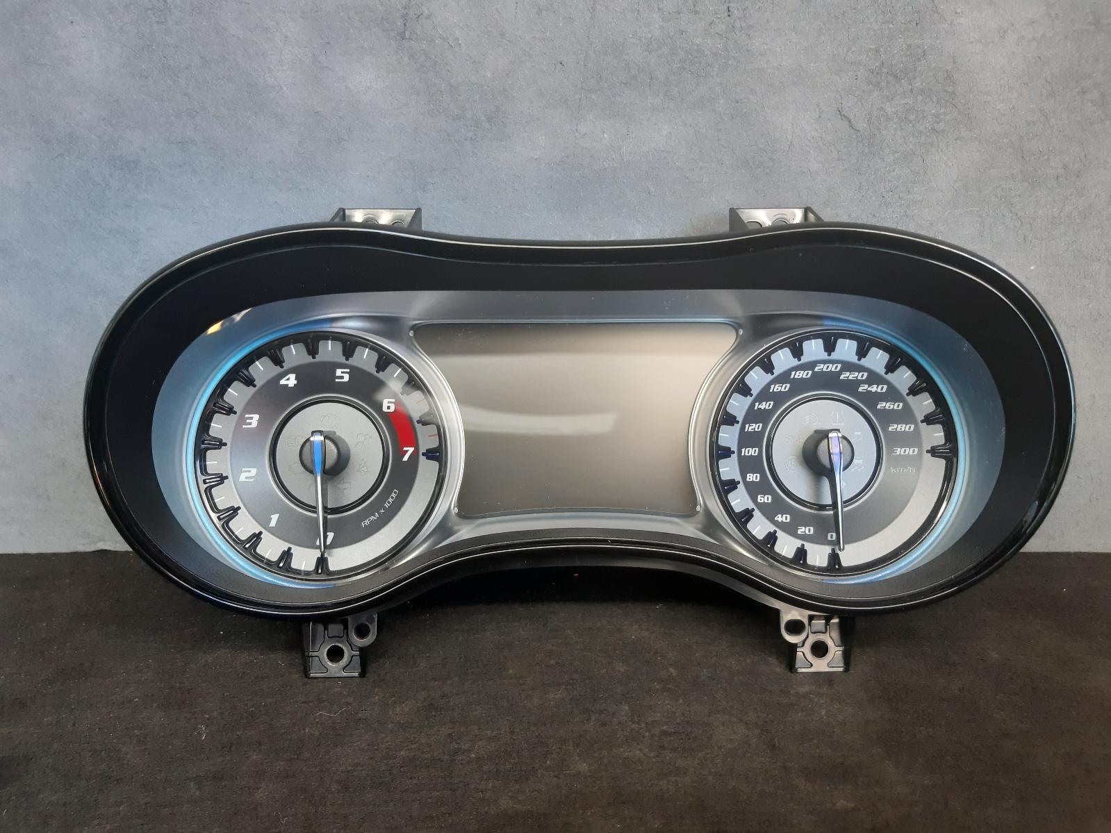 View Auto part Interior Mirror Chrysler 300c 2016