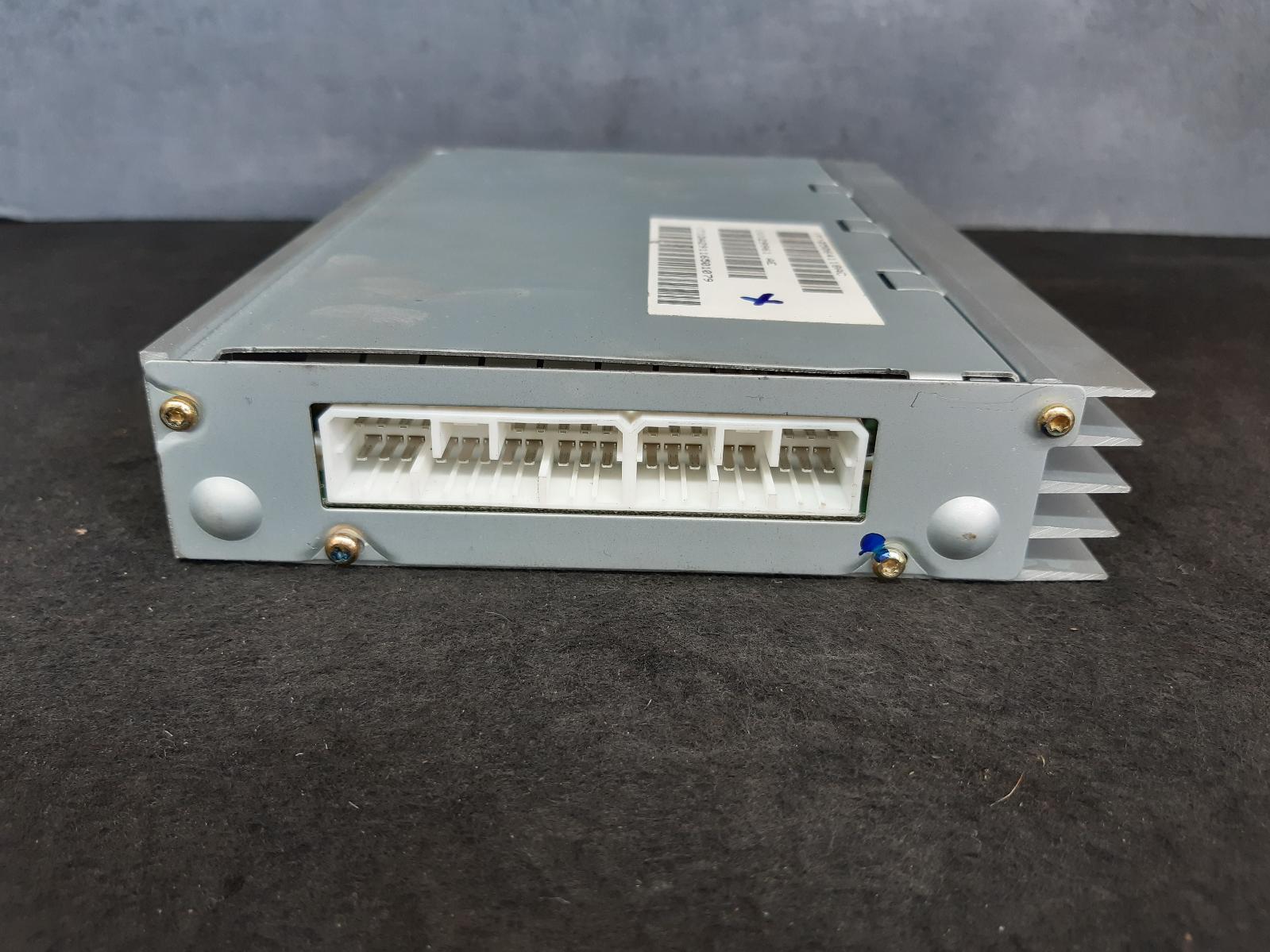 View Auto part Radio/Cd/Dvd/Sat/Tv Chrysler 300c 2006