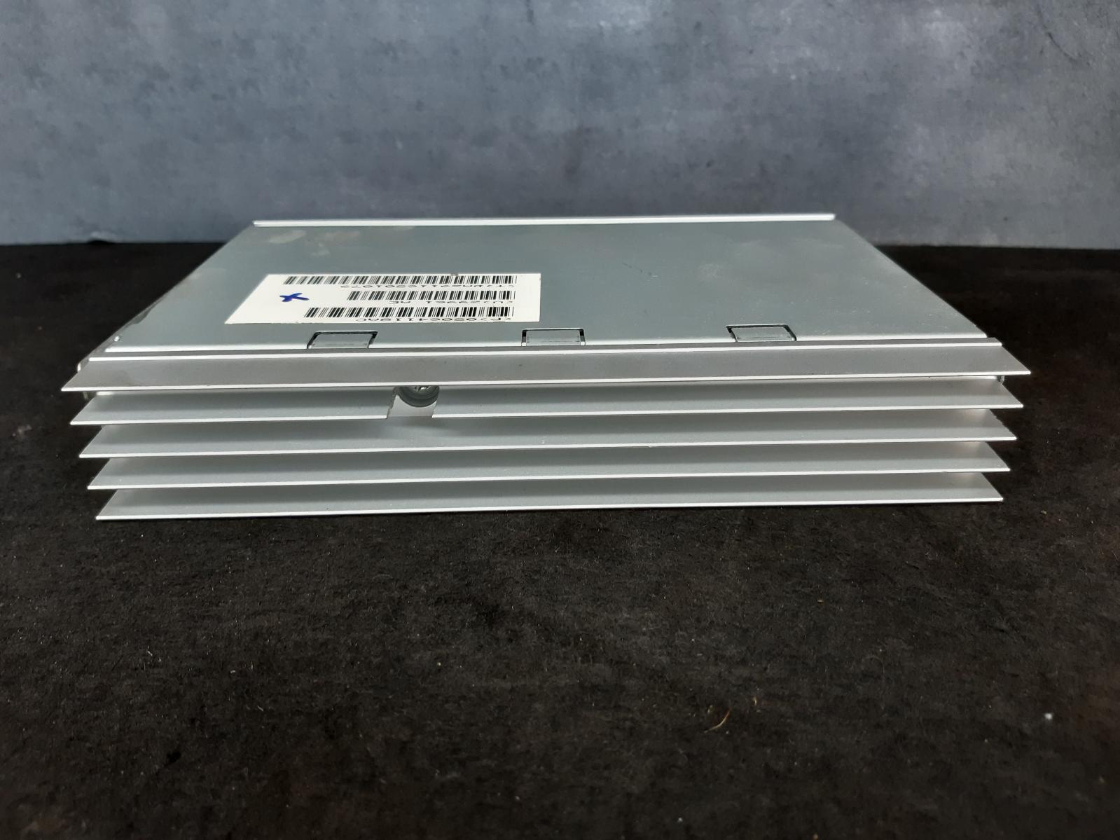 View Auto part Radio/Cd/Dvd/Sat/Tv Chrysler 300c 2006