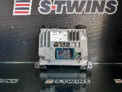 View Auto part Radio/Cd/Dvd/Sat/Tv Chrysler 300c 2016