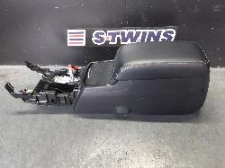 View Auto part Console Chrysler 300c 2016