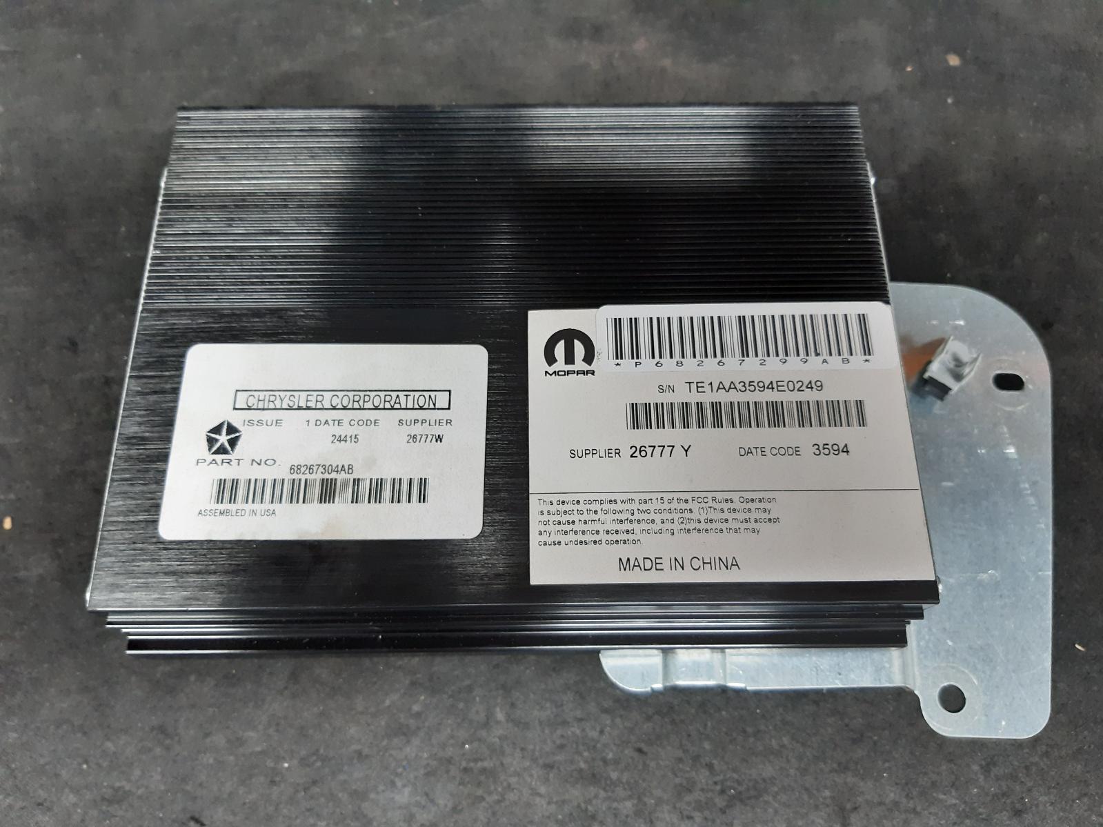 View Auto part Radio/Cd/Dvd/Sat/Tv Chrysler 300c 2016