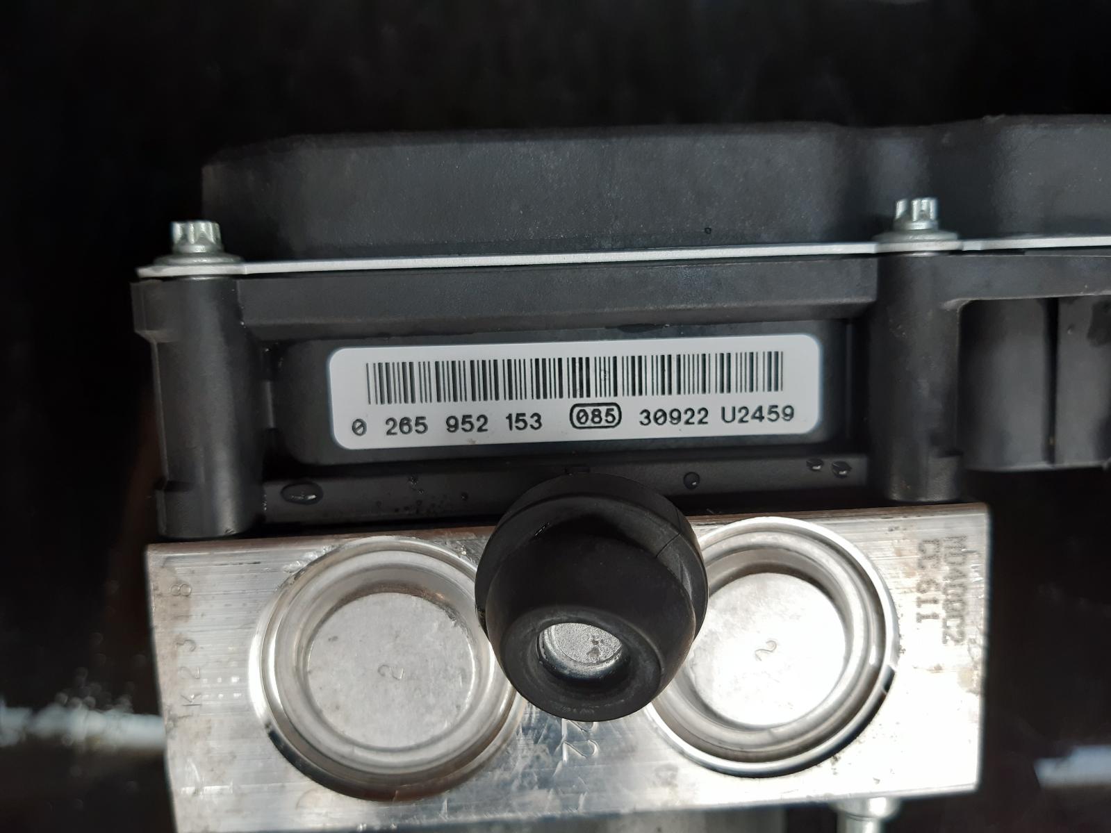 2015 Peugeot 508 Abs Pump/Modulator View Auto part Abs Pump/Modulator Peugeot 508 2015