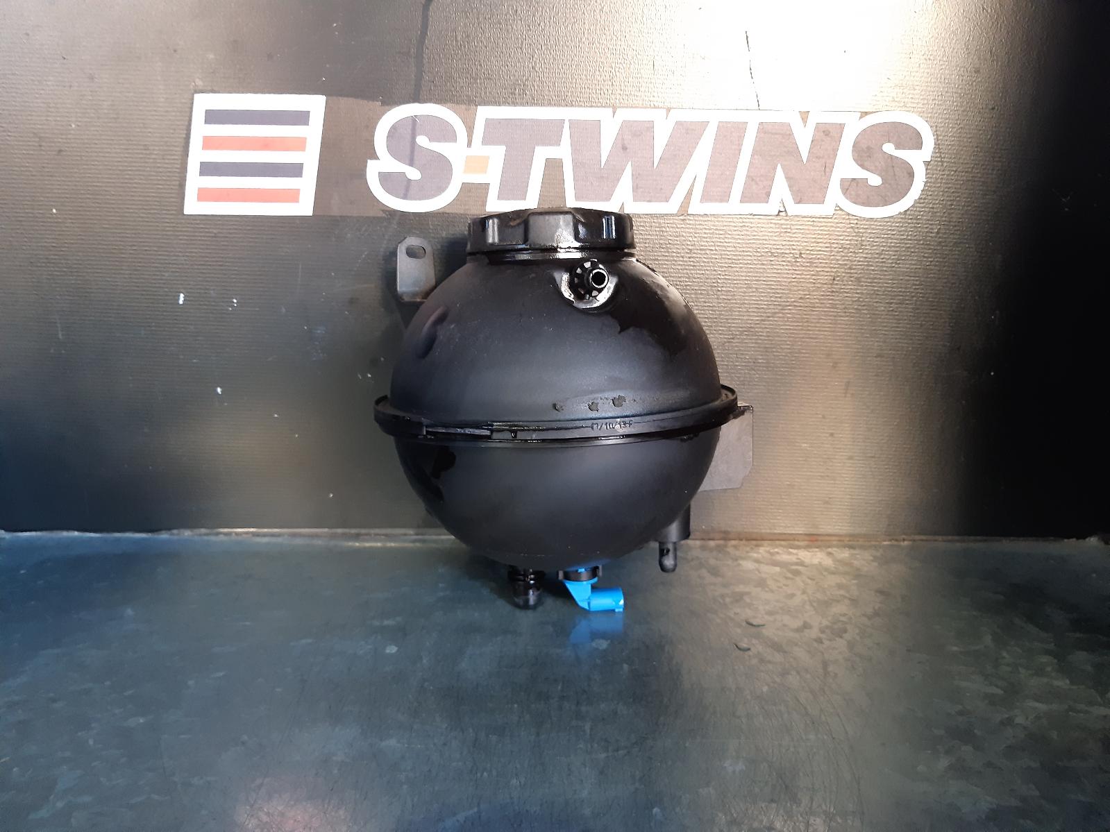 2014 Bmw X3 Overflow Bottle View Auto part Overflow Bottle Bmw X3 2014