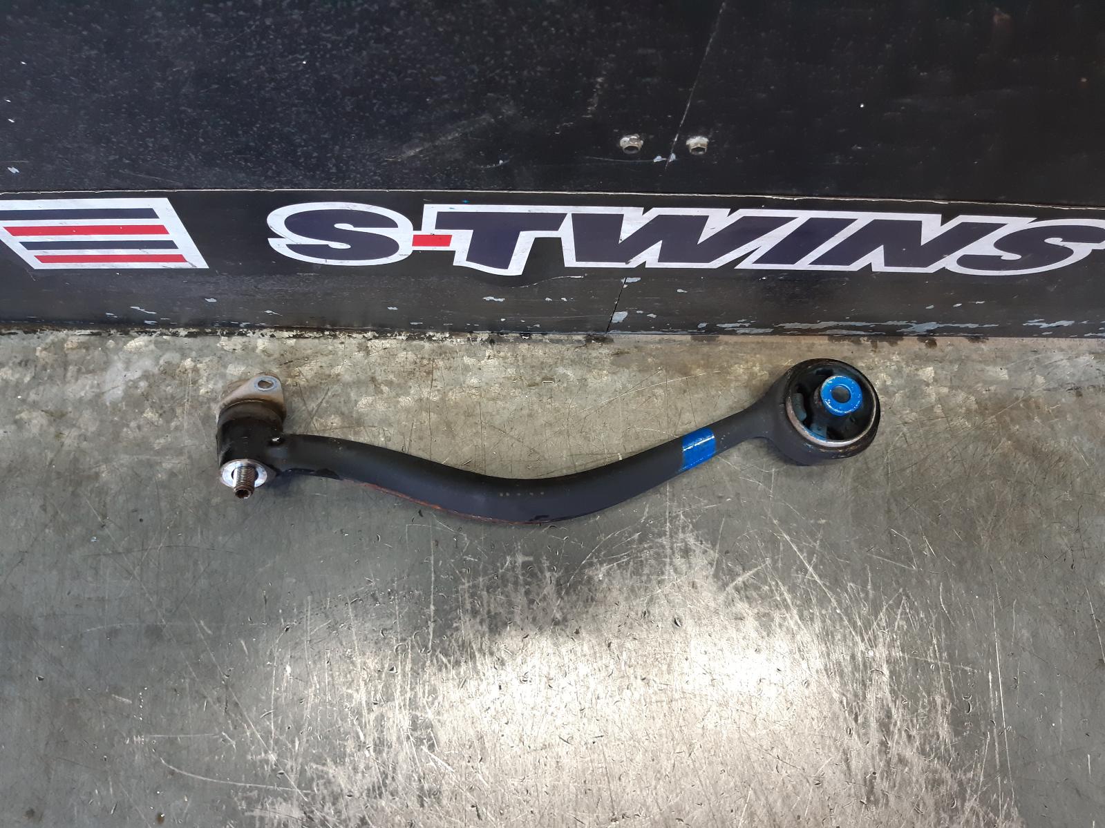 View Auto part Right Front Lower Control Arm Bmw X3 2014