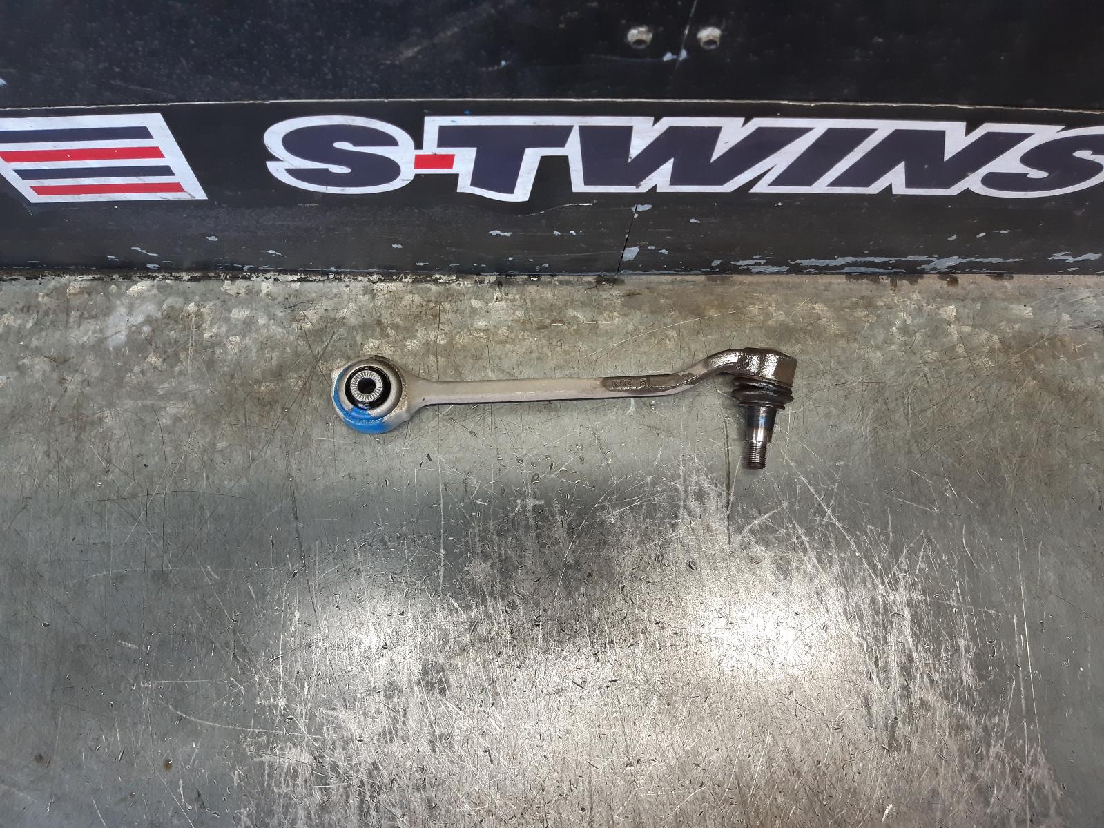 2014 Bmw X3 Right Front Lower Control Arm View Auto part Right Front Lower Control Arm Bmw X3 2014