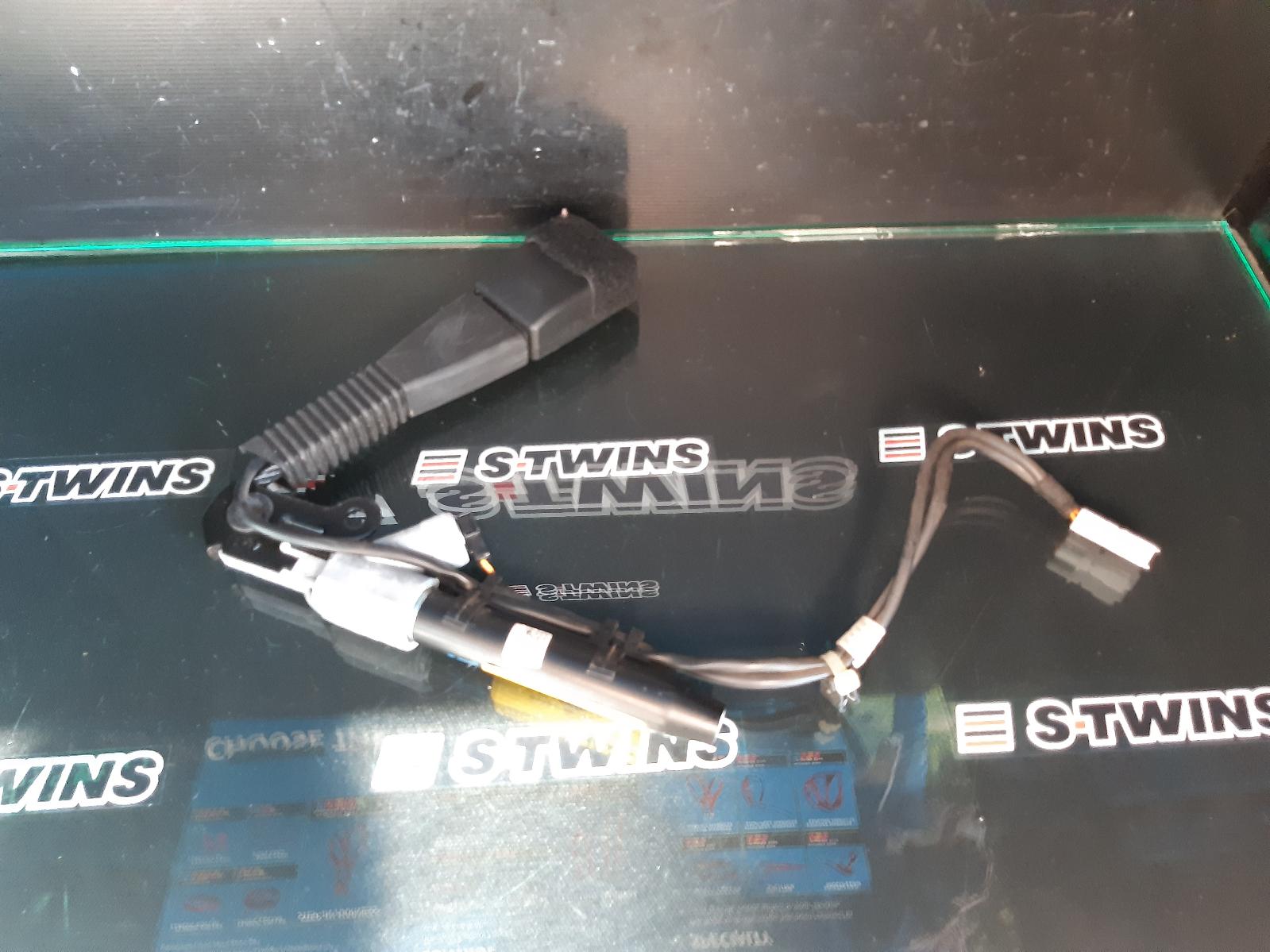 2014 Bmw X3 Seatbelt/Stalk View Auto part Seatbelt/Stalk Bmw X3 2014