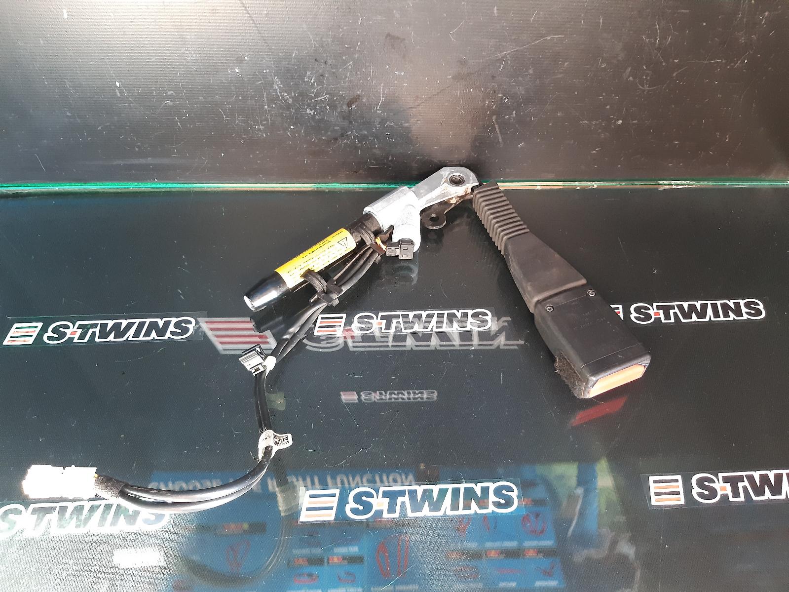 2014 Bmw X3 Seatbelt/Stalk View Auto part Seatbelt/Stalk Bmw X3 2014