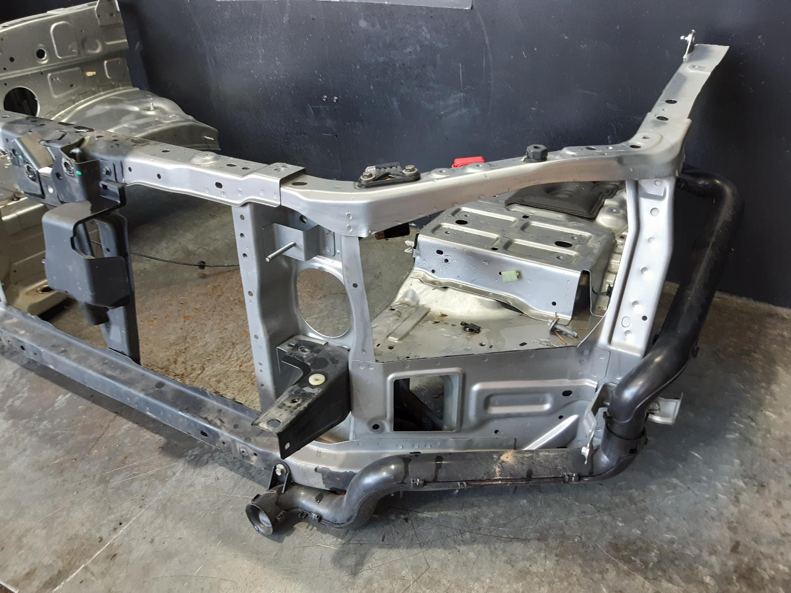 View Auto part Radiator Support Ford Everest 2018