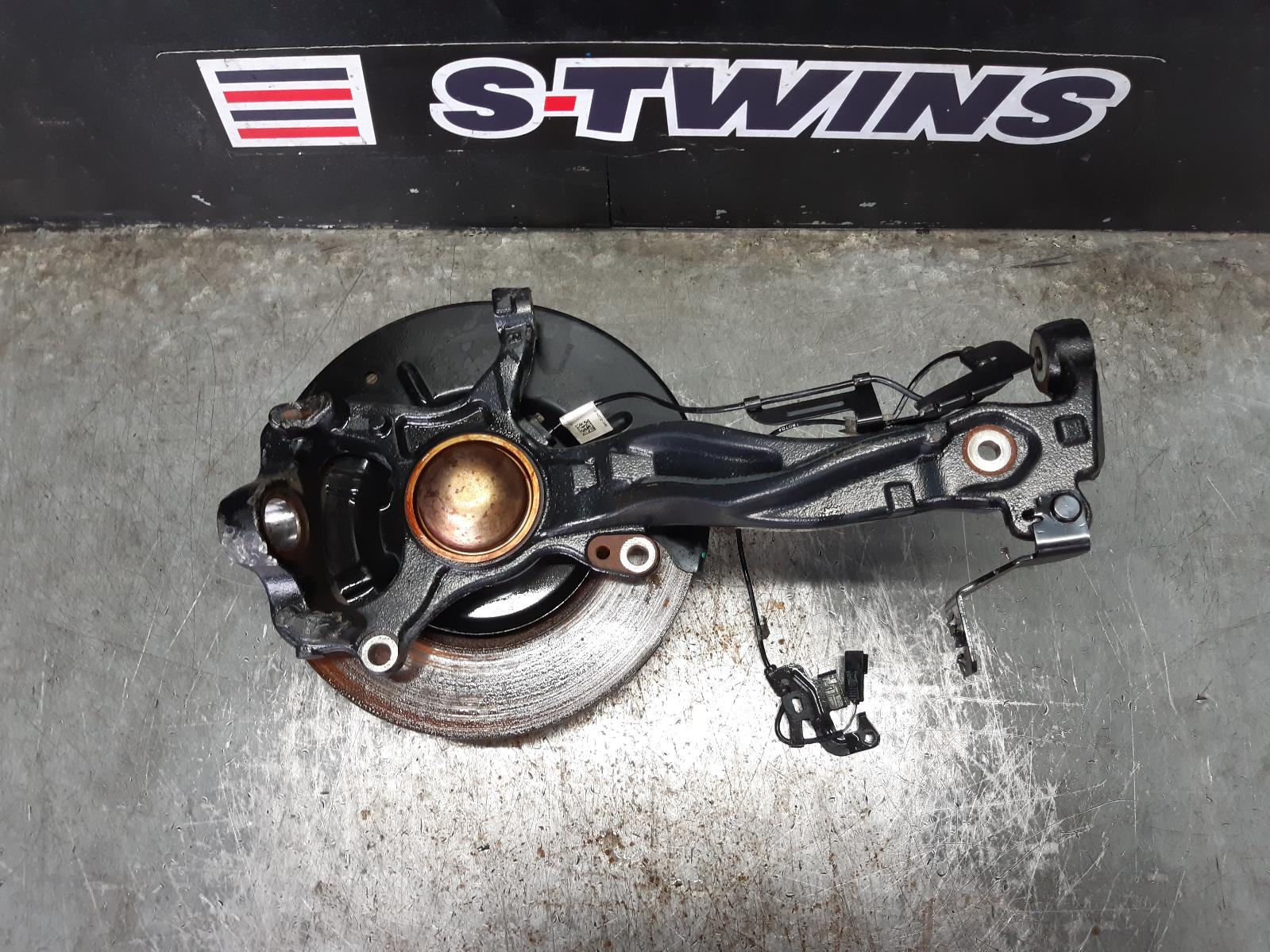 View Auto part Right Front Hub Assembly Ford Everest 2018