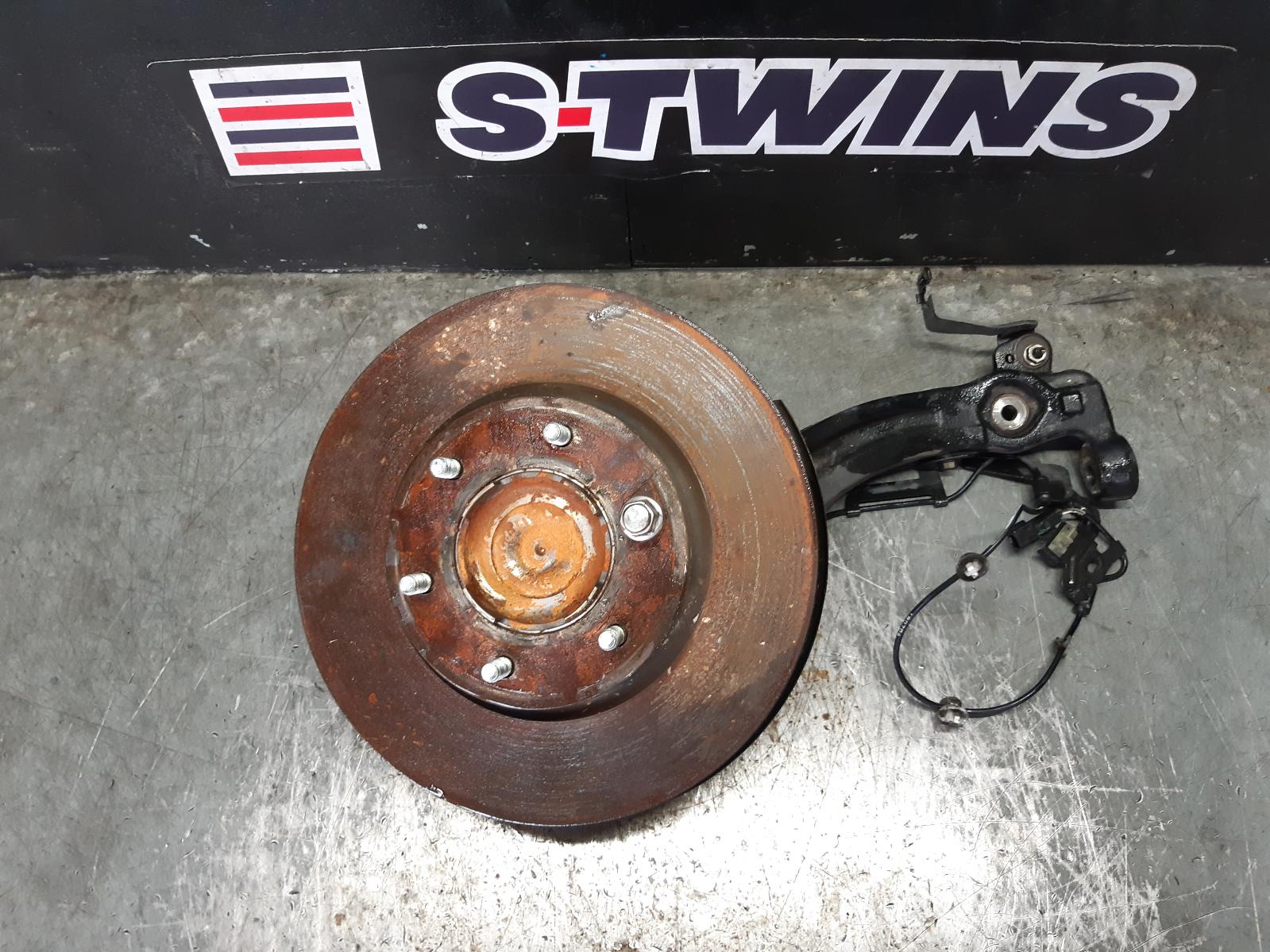 View Auto part Right Front Hub Assembly Ford Everest 2018