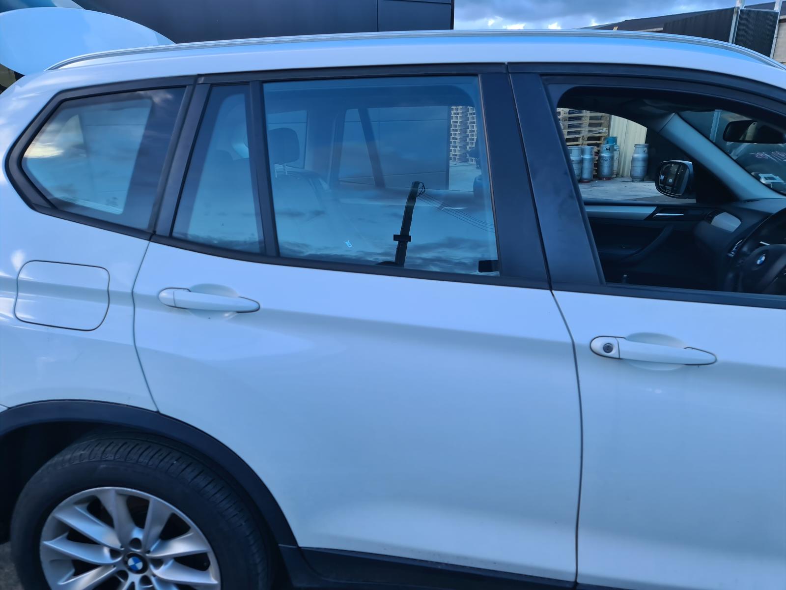 2014 Bmw X3 Headrest View Auto part Headrest Bmw X3 2014