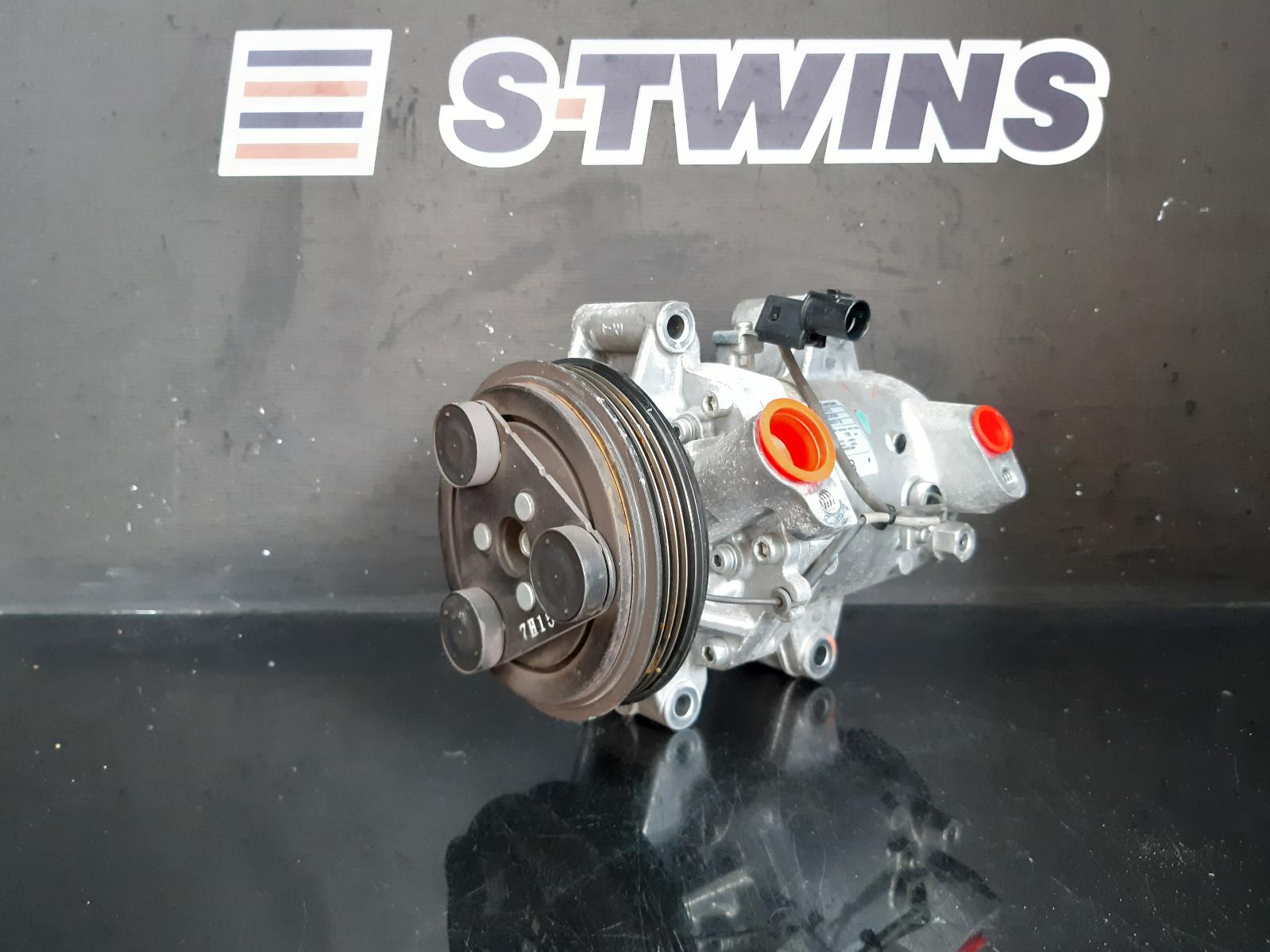 2017 Mitsubishi Triton A/C Compressor View Auto part A/C Compressor Mitsubishi Triton 2017