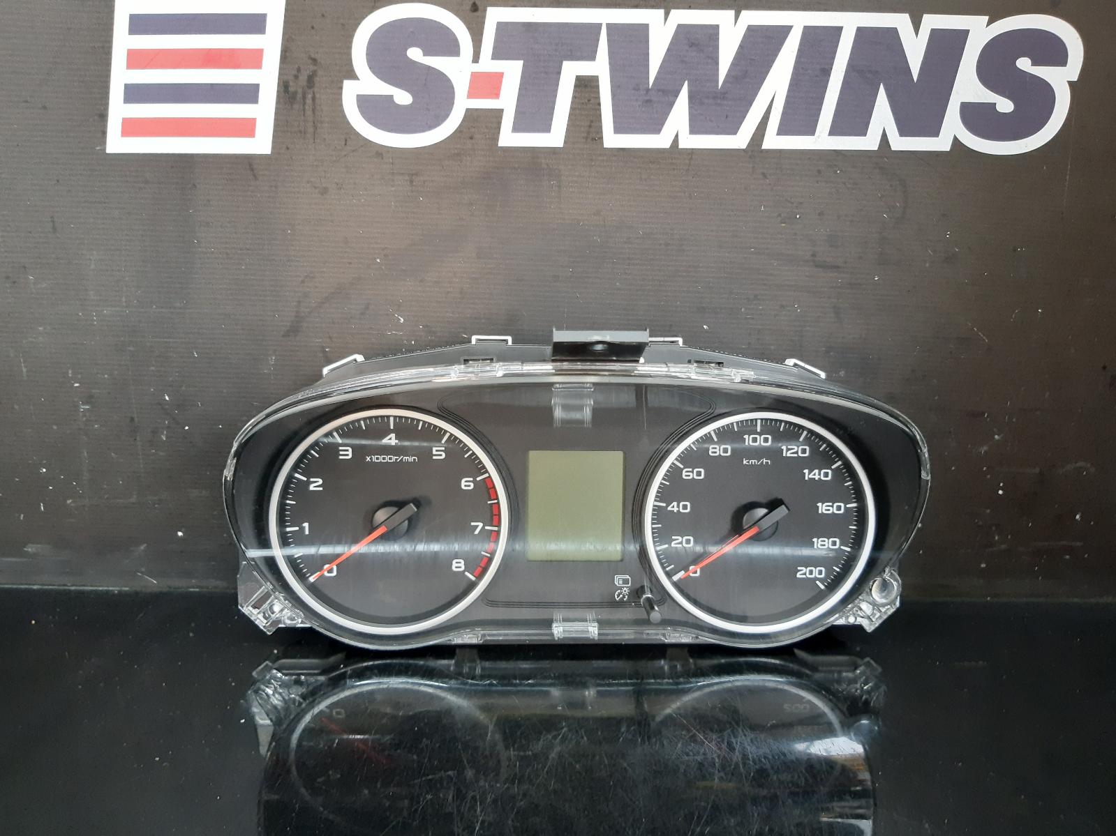 Instrument Cluster Triton Mitsubishi 2017