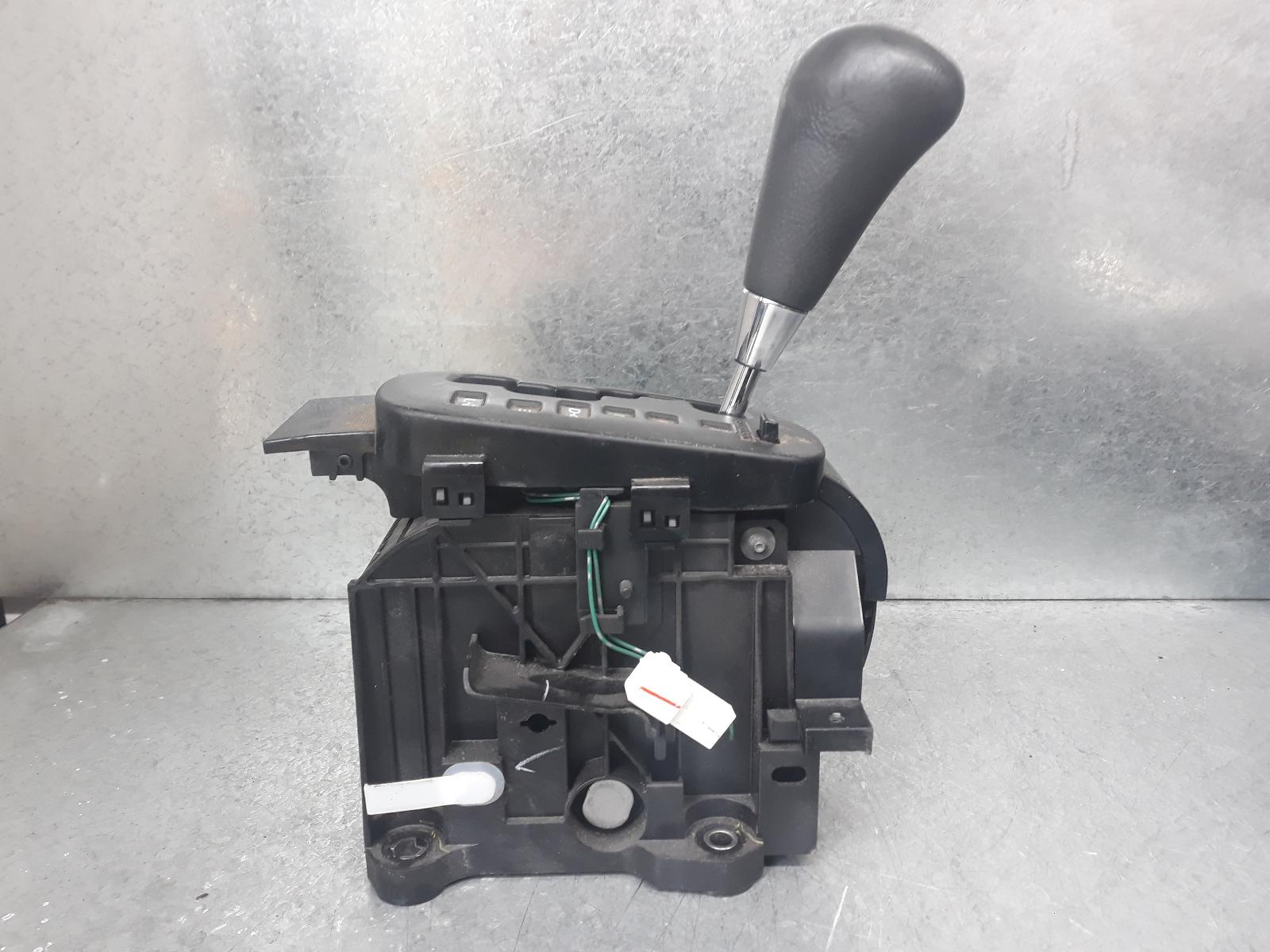 2008 Toyota Hilux Gear Stick/Shifter View Auto part Gear Stick/Shifter Toyota Hilux 2008