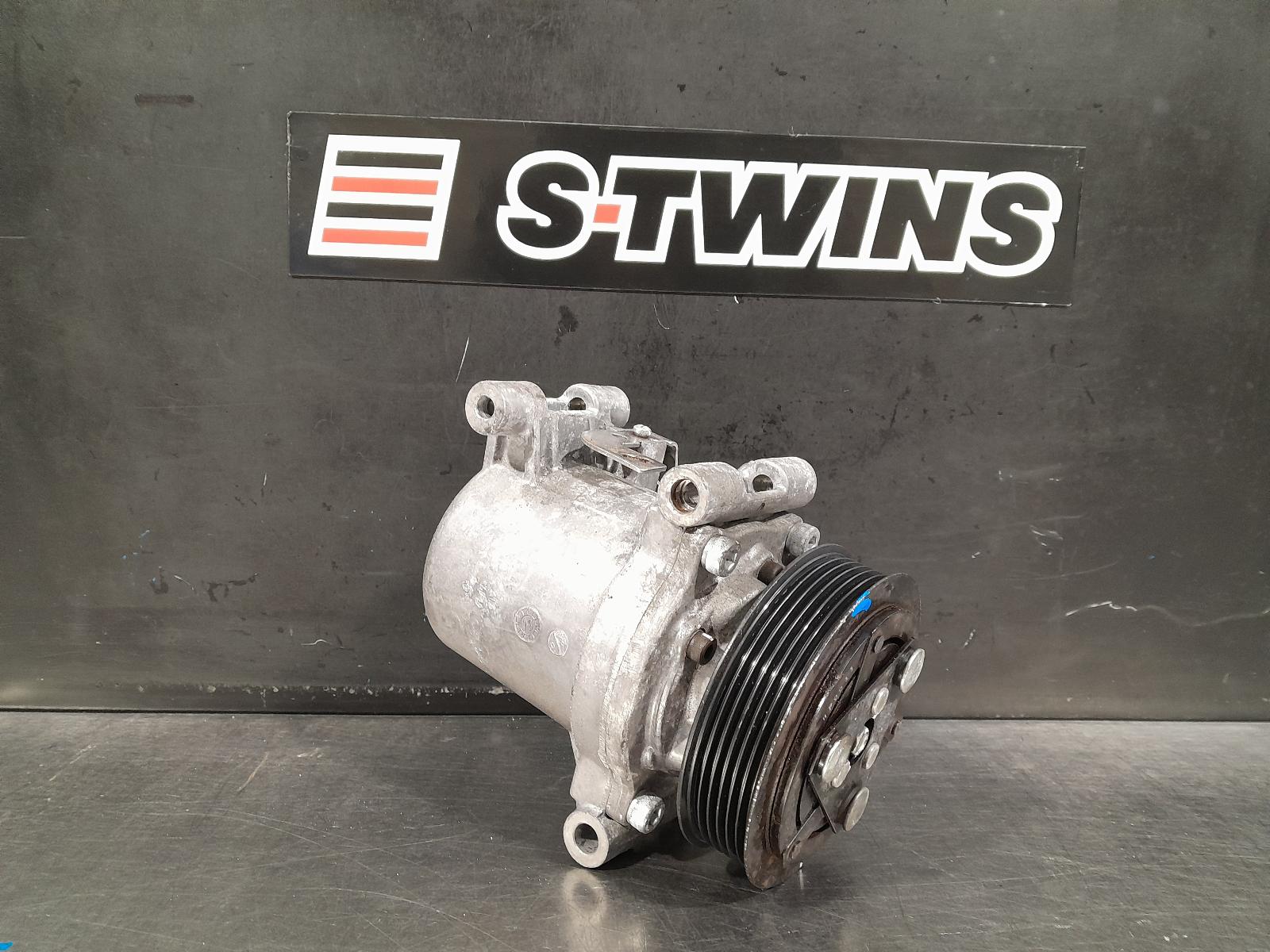 View Auto part A/C Compressor Peugeot Partner 2019