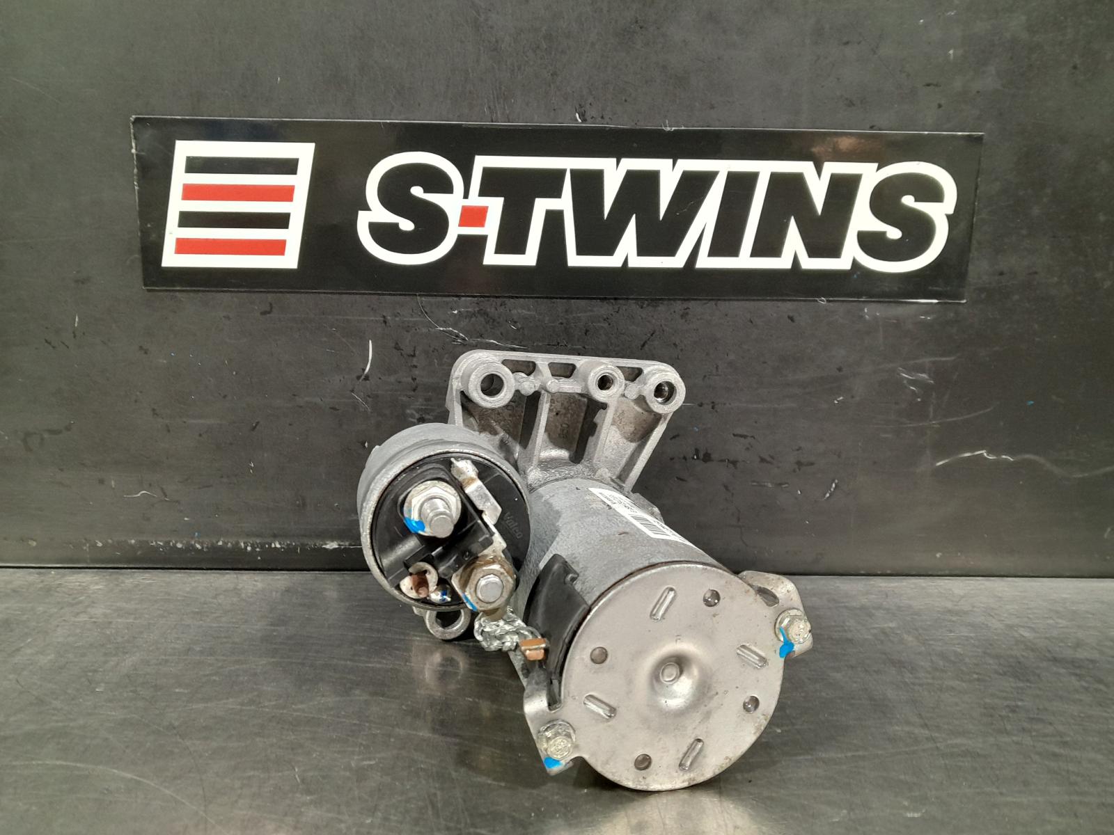View Auto part Starter Peugeot Partner 2019