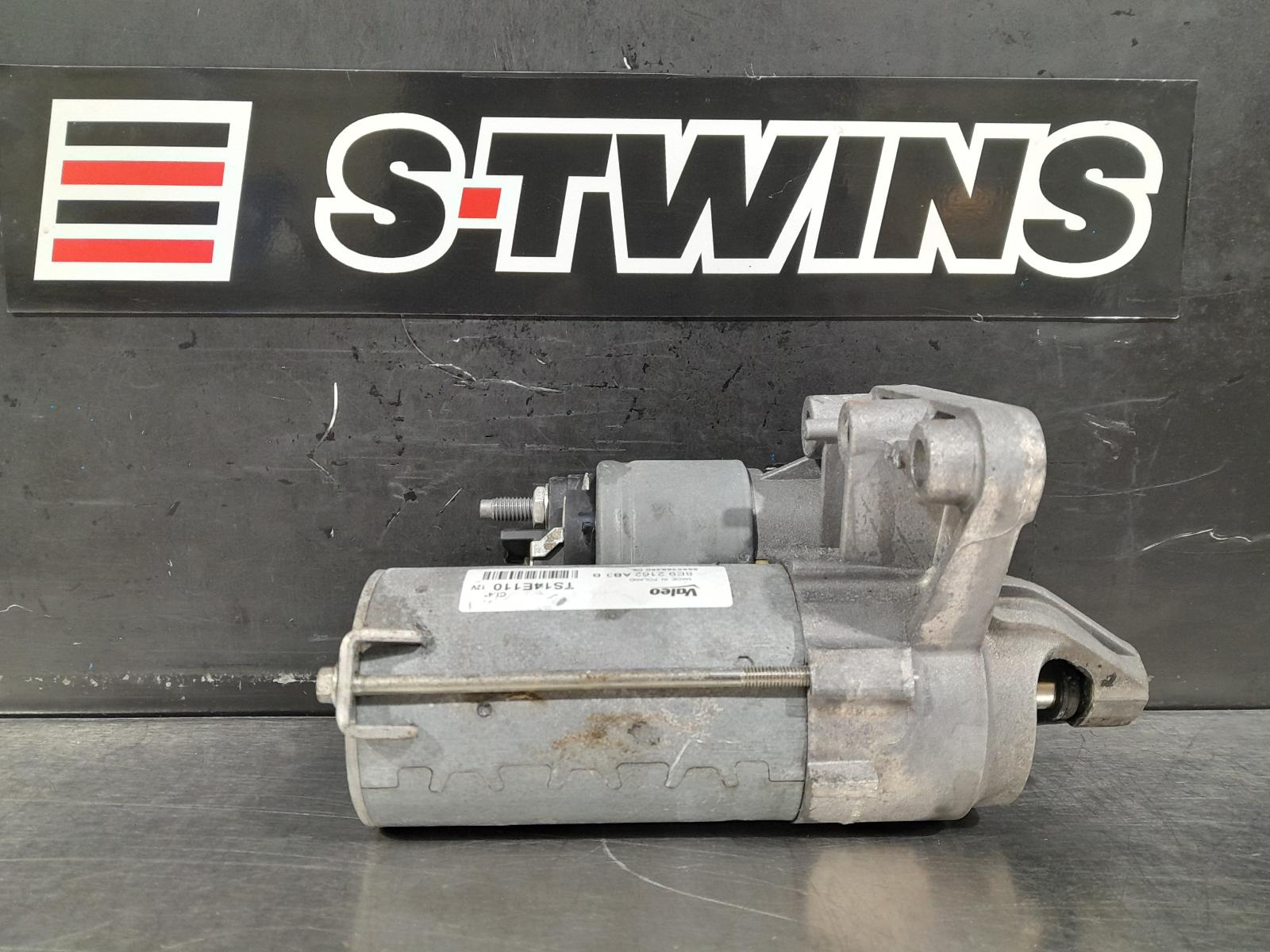 View Auto part Starter Peugeot Partner 2019