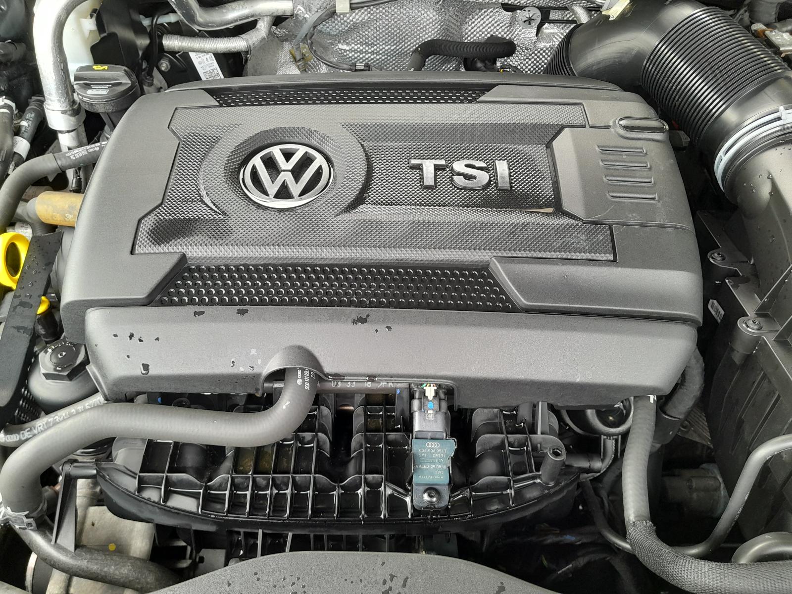 2018 Volkswagen Tiguan A/C Condenser View Auto part A/C Condenser Volkswagen Tiguan 2018