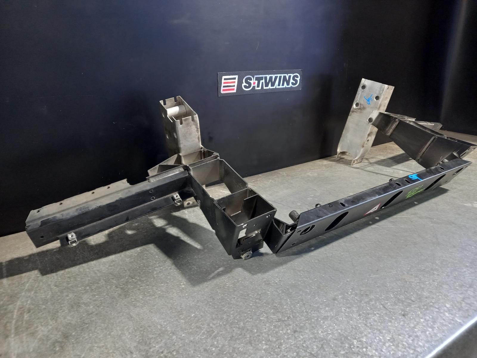 View Auto part Radiator Support Bmw X3 2015