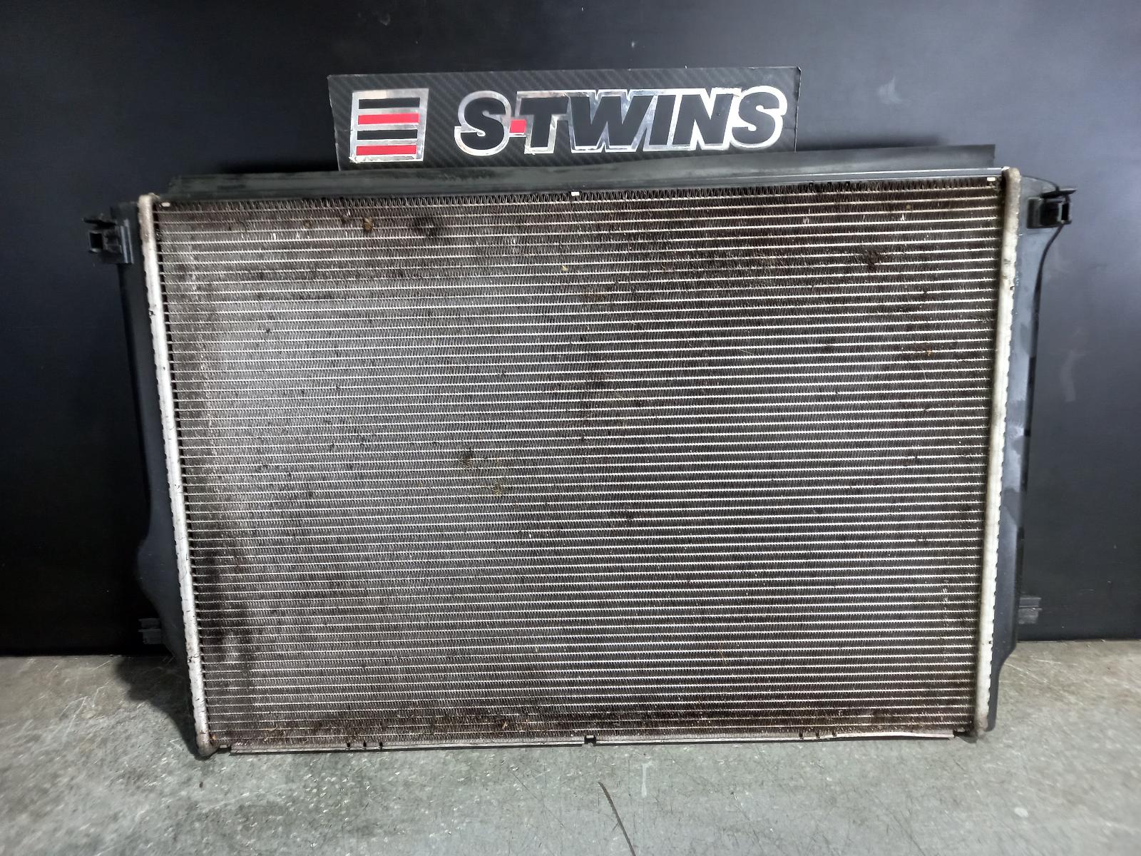 2018 Volkswagen Tiguan Radiator View Auto part Radiator Volkswagen Tiguan 2018