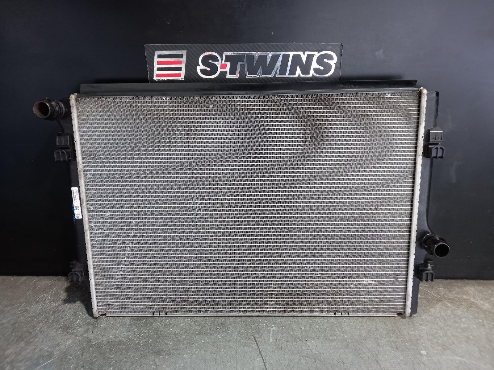 2018 Volkswagen Tiguan Radiator View Auto part Radiator Volkswagen Tiguan 2018