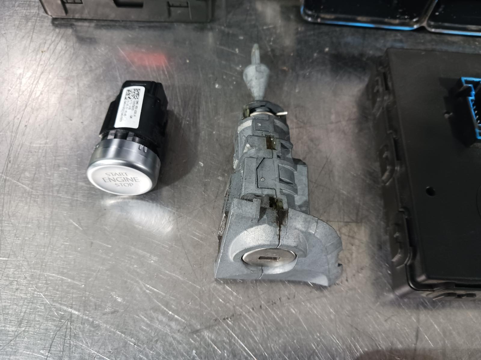 View Auto part Ecu Volkswagen Tiguan 2018