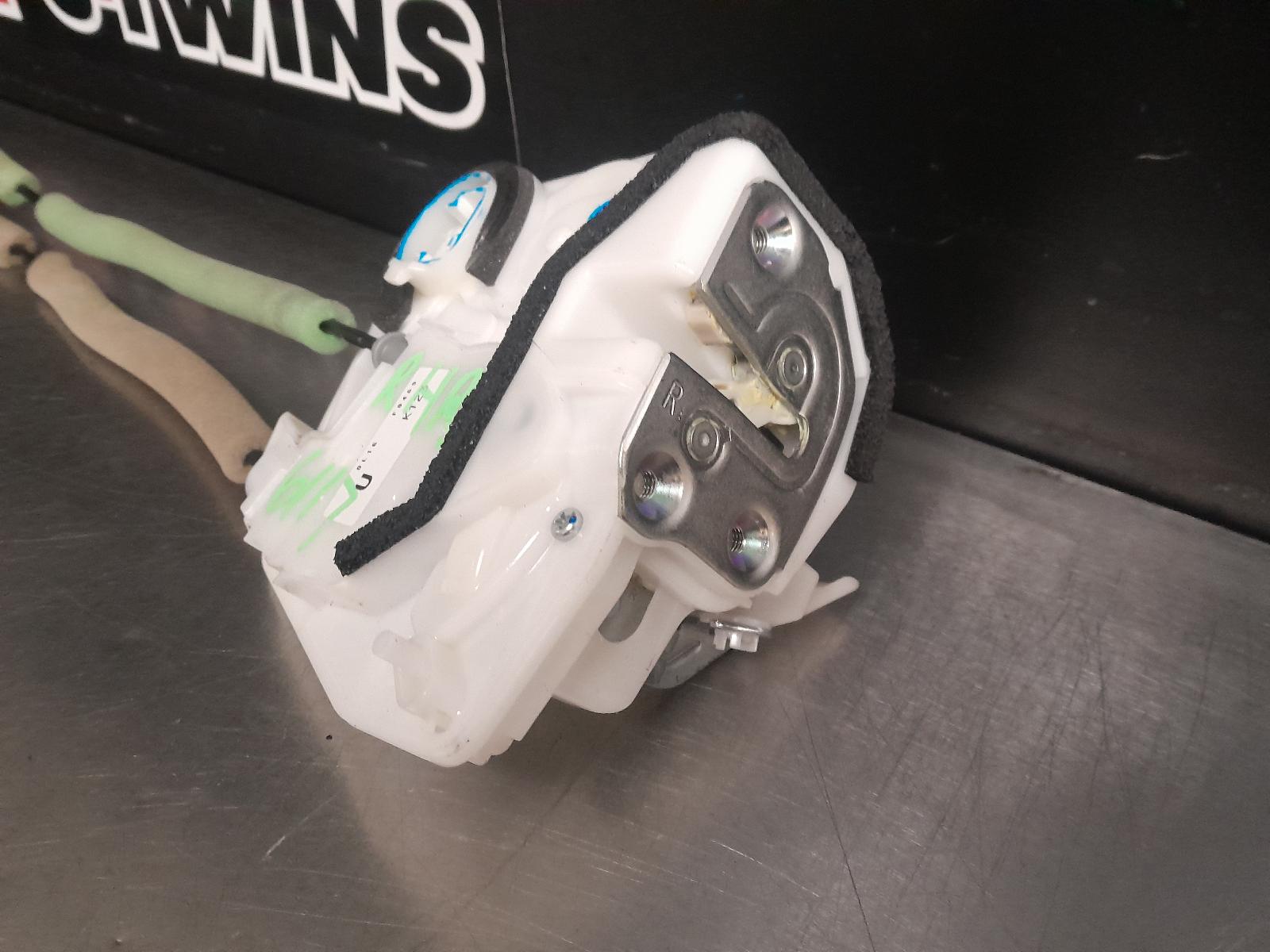 2021 Mazda Cx5 Door/Boot/Gate Lock View Auto part Door/Boot/Gate Lock Mazda Cx5 2021