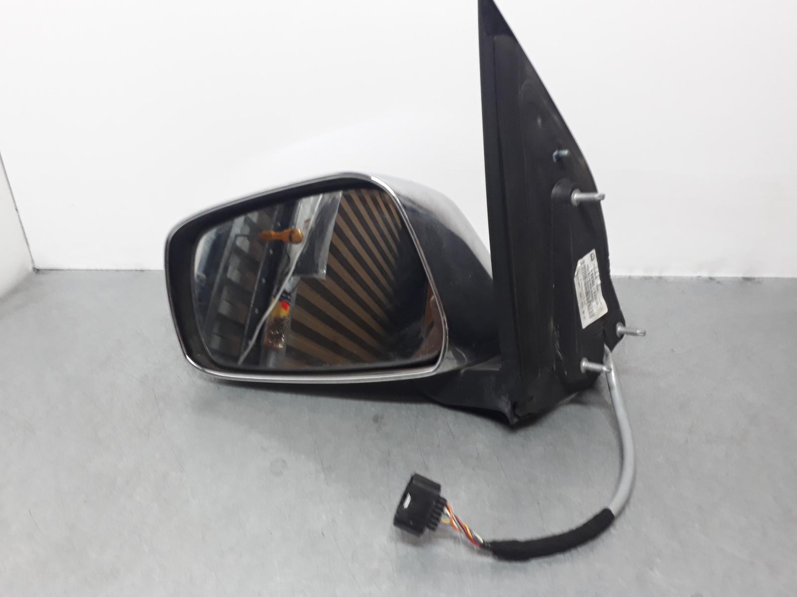 View Auto part Left Door Mirror Nissan Pathfinder 2006
