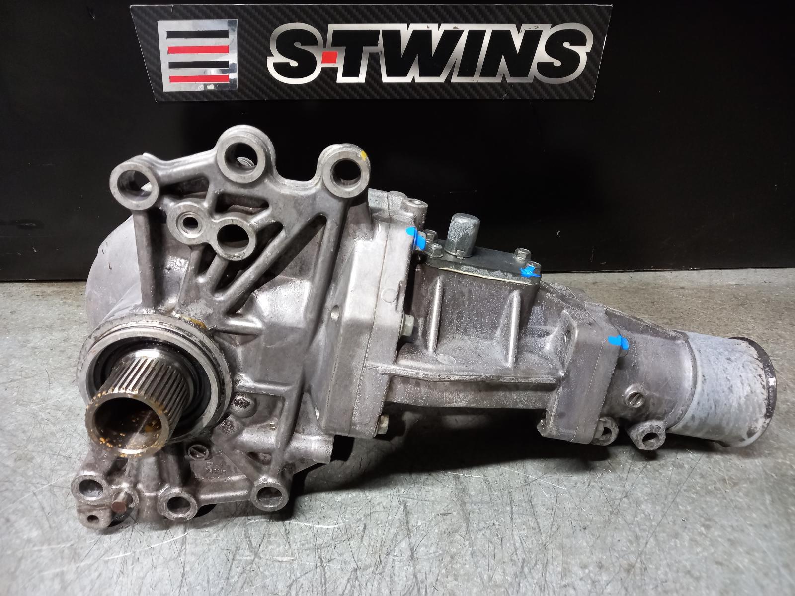 View Auto part Transfer Case Mitsubishi Outlander 2008