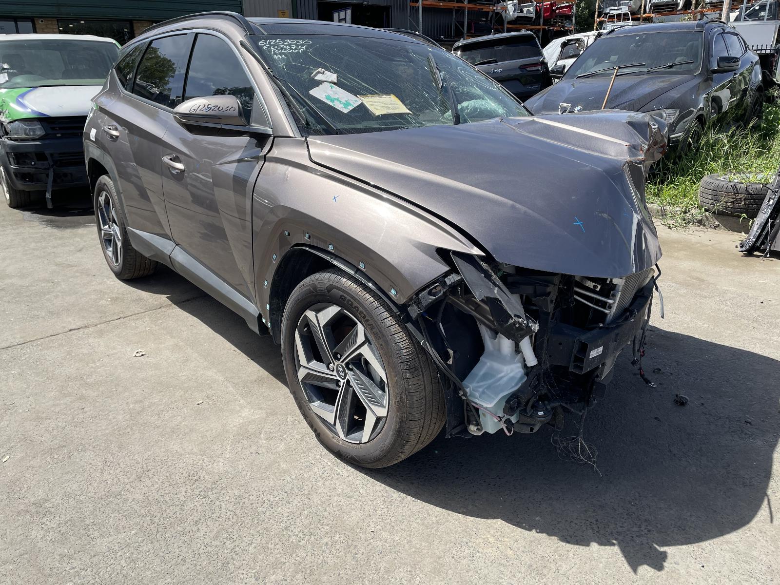 View Auto part Right Front Door Hyundai Tucson 2022